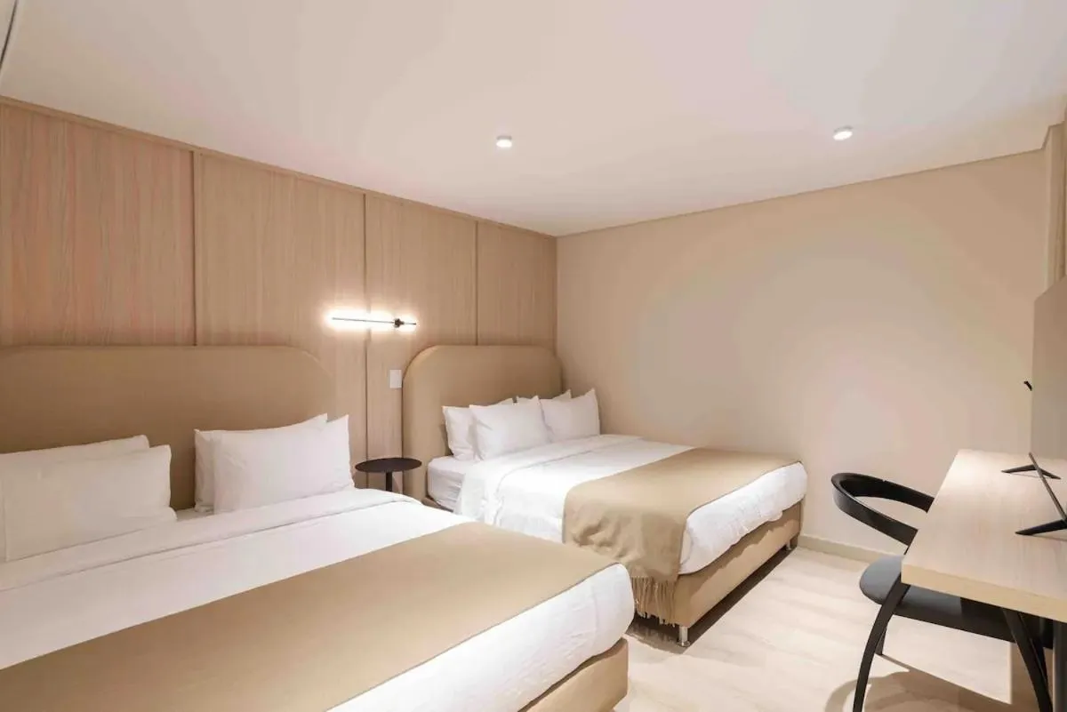 Bed in Hotel Lincoln