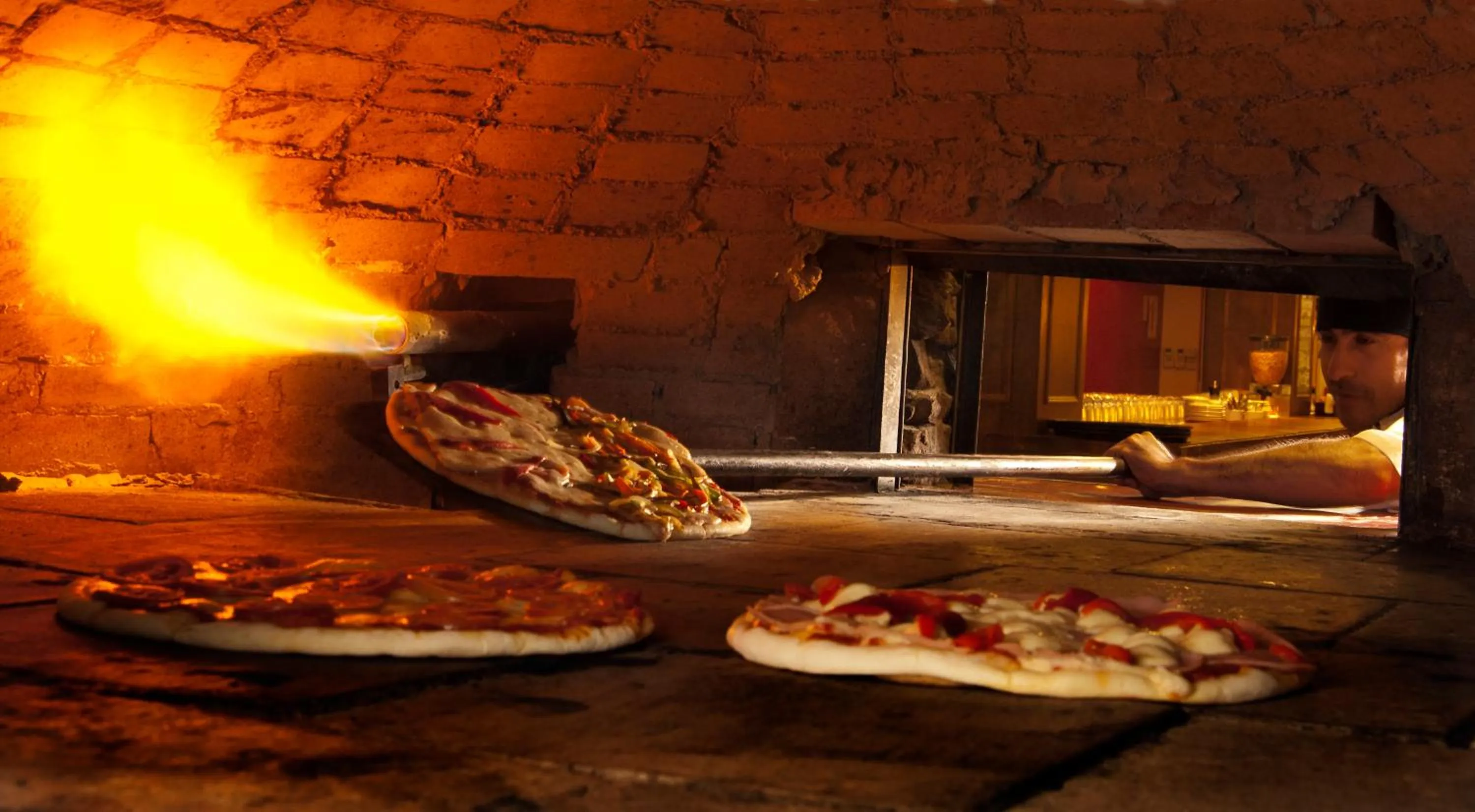 Restaurant/places to eat in Hotel De Los Andes