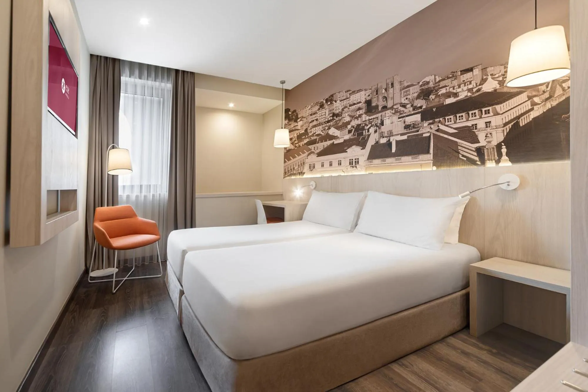 Bedroom, Bed in EXE Liberdade