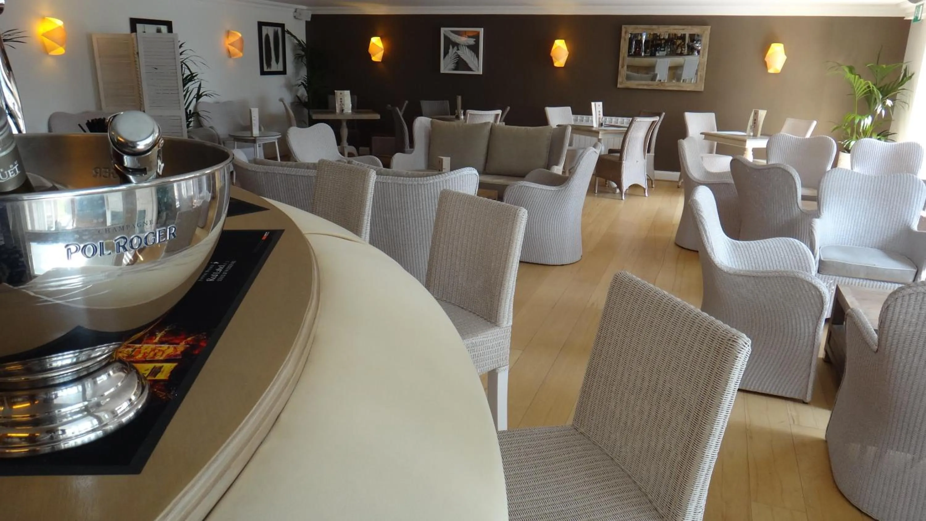 Lounge or bar in Hotel La Place
