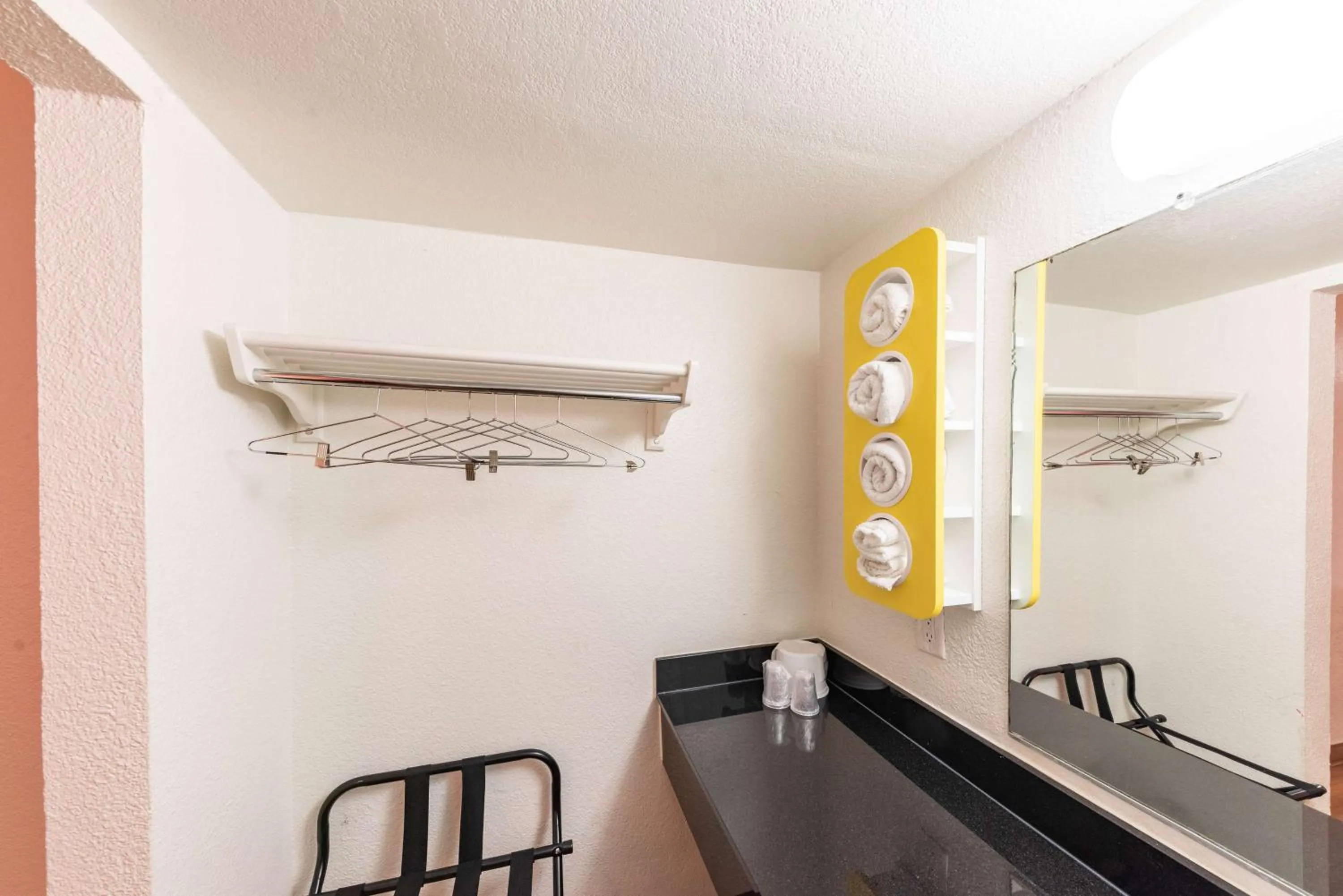 Photo of the whole room in Motel 6-North Richland Hills, TX