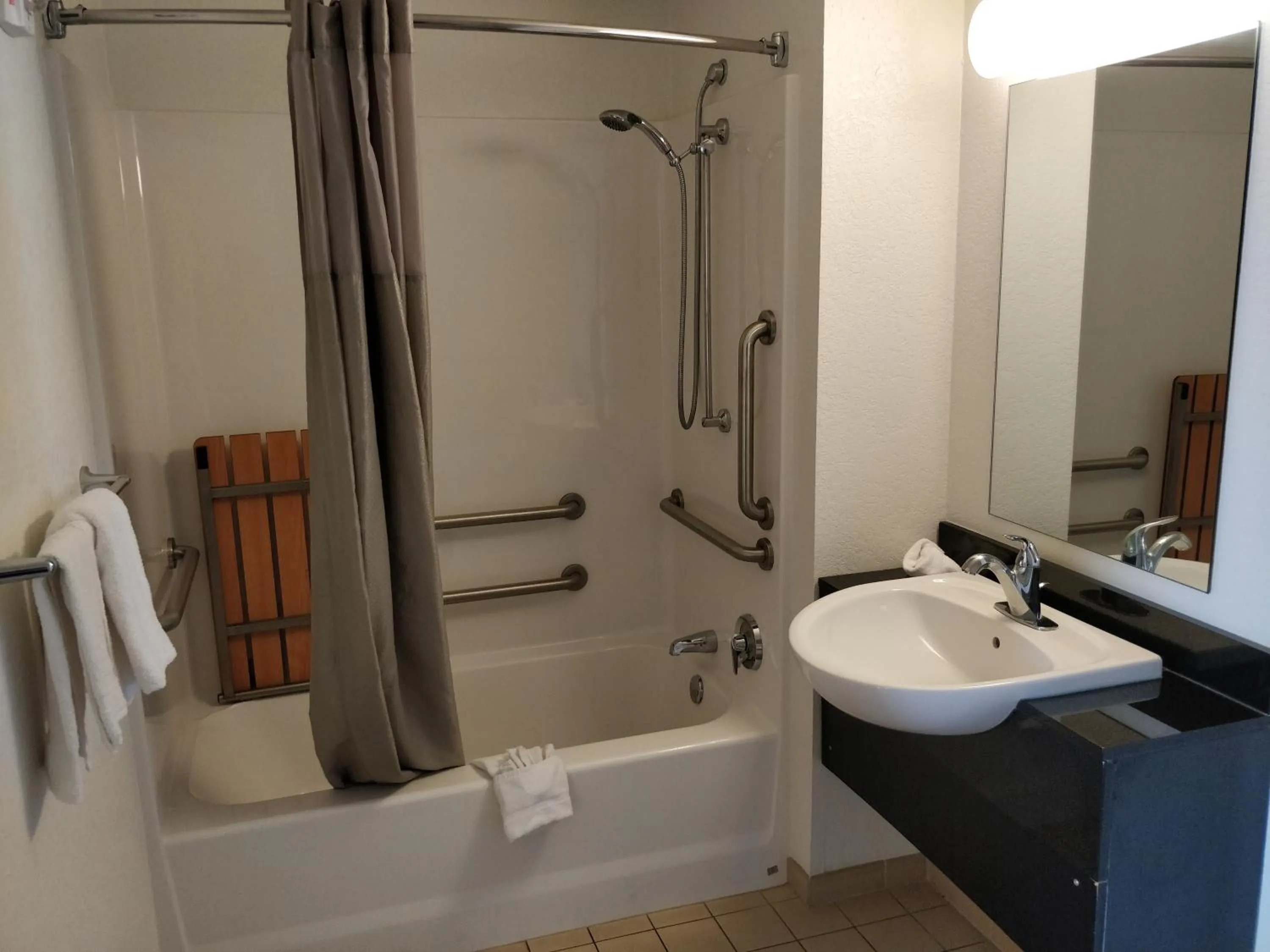 Bathroom in Motel 6-North Richland Hills, TX