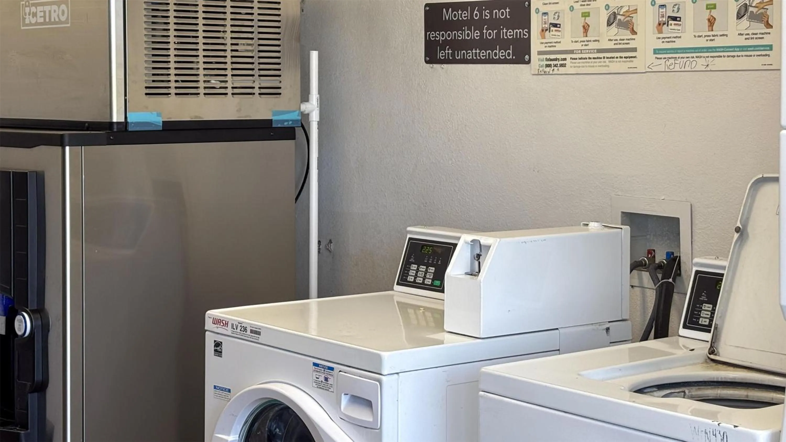 Property building in Park Inn by Radisson, Las Vegas Boulder Hwy