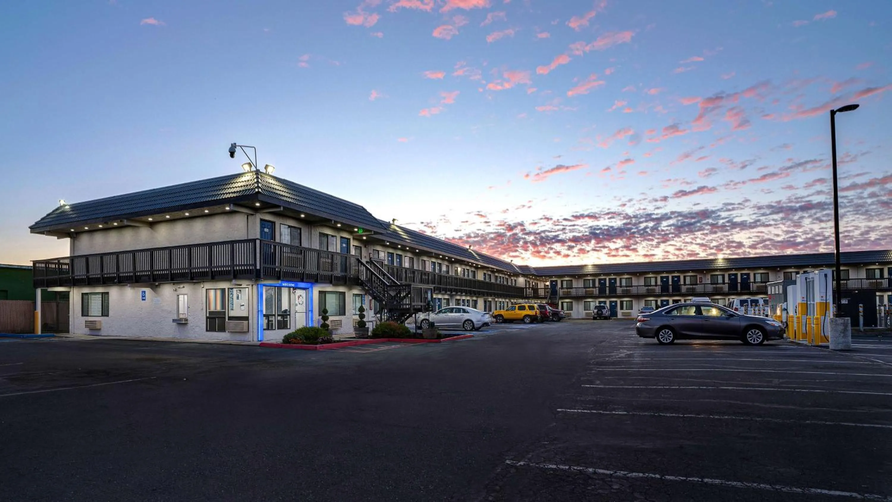 Property building in Motel 6-Eureka, CA Redwood Coast