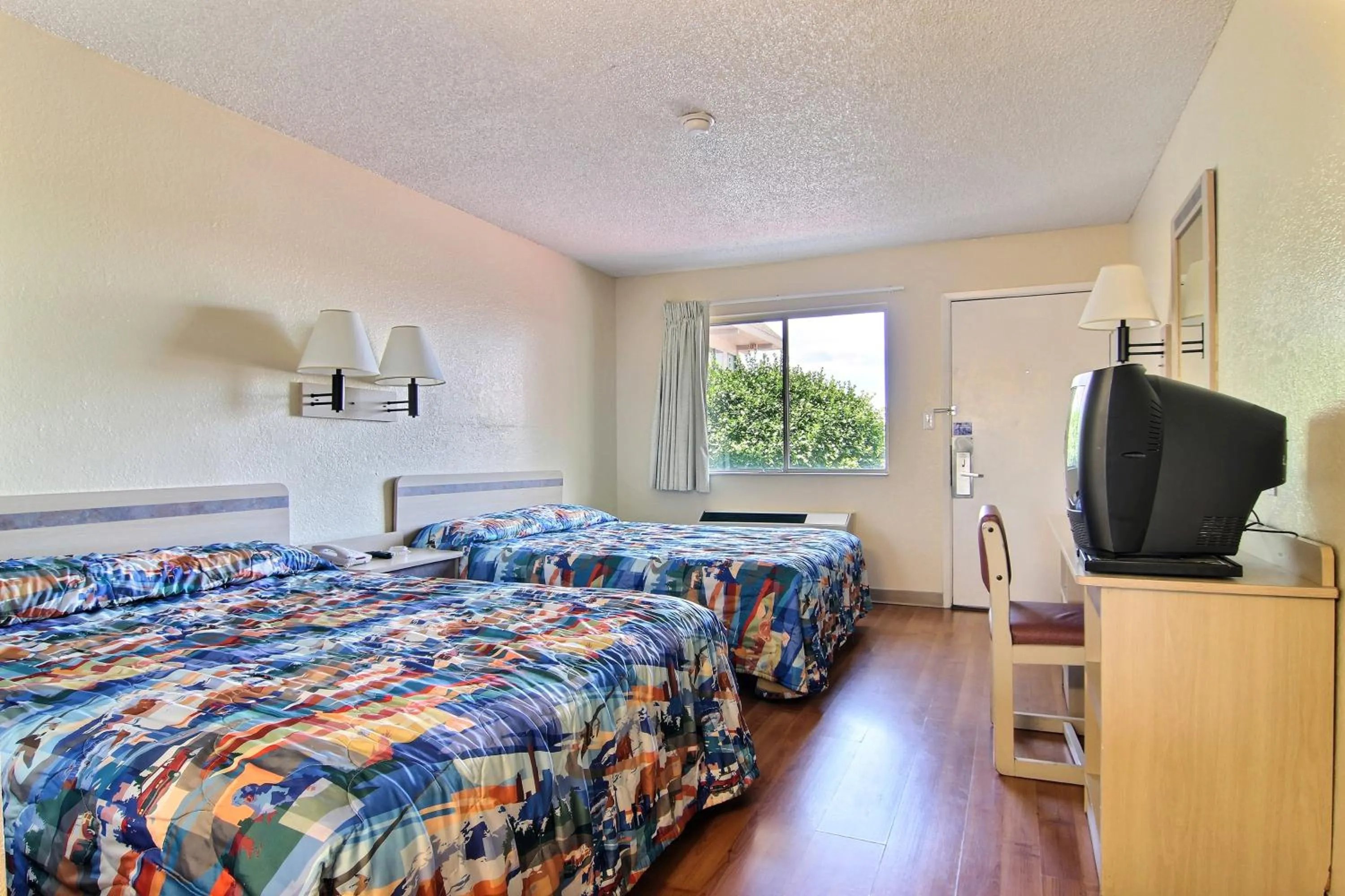 Photo of the whole room in Motel 6-Albuquerque, NM - South - Airport