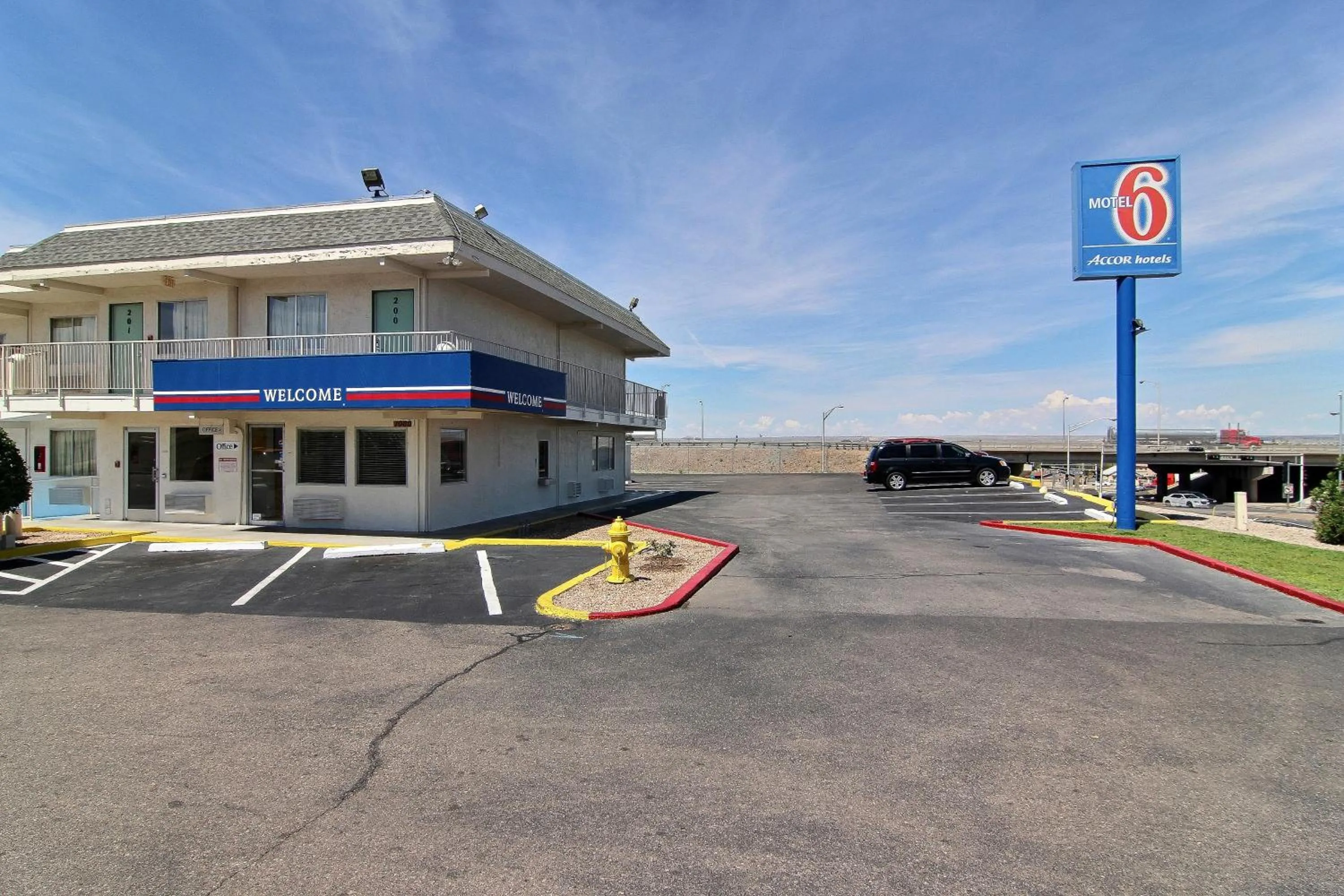 Property building in Motel 6-Albuquerque, NM - South - Airport