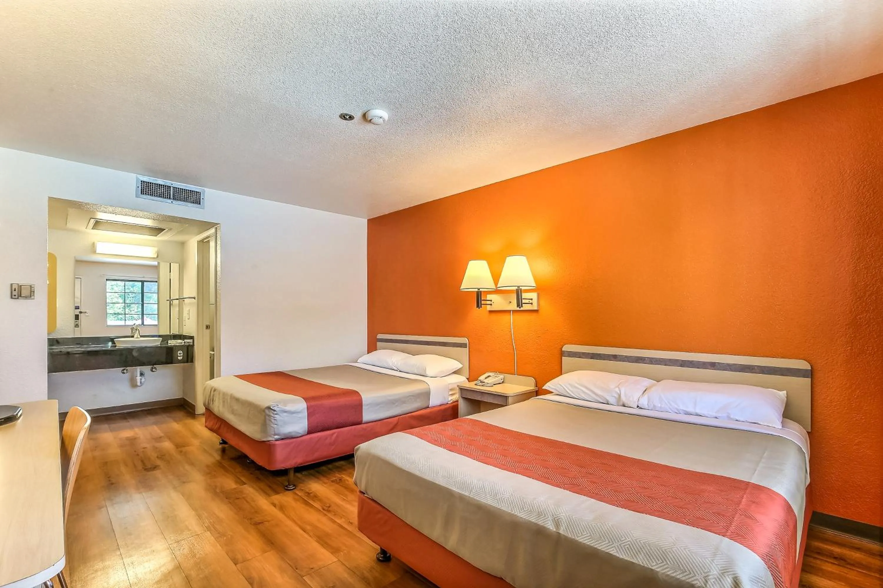 Bedroom, Bed in Motel 6-Livermore, CA