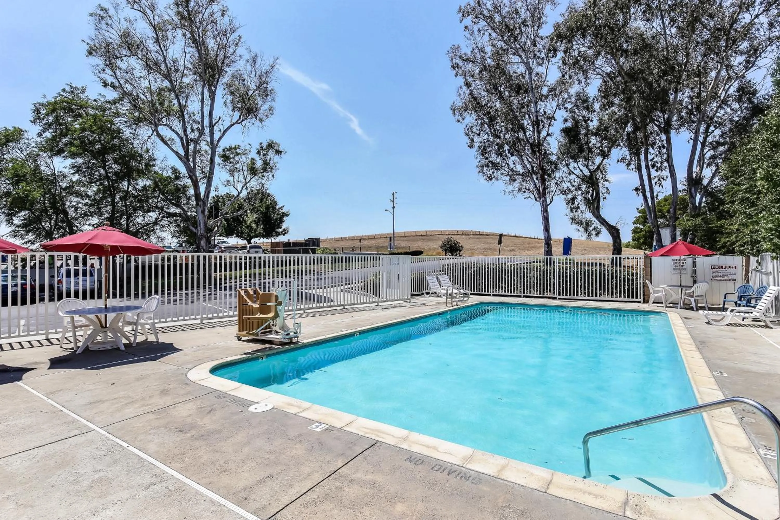 Swimming pool in Motel 6-Livermore, CA