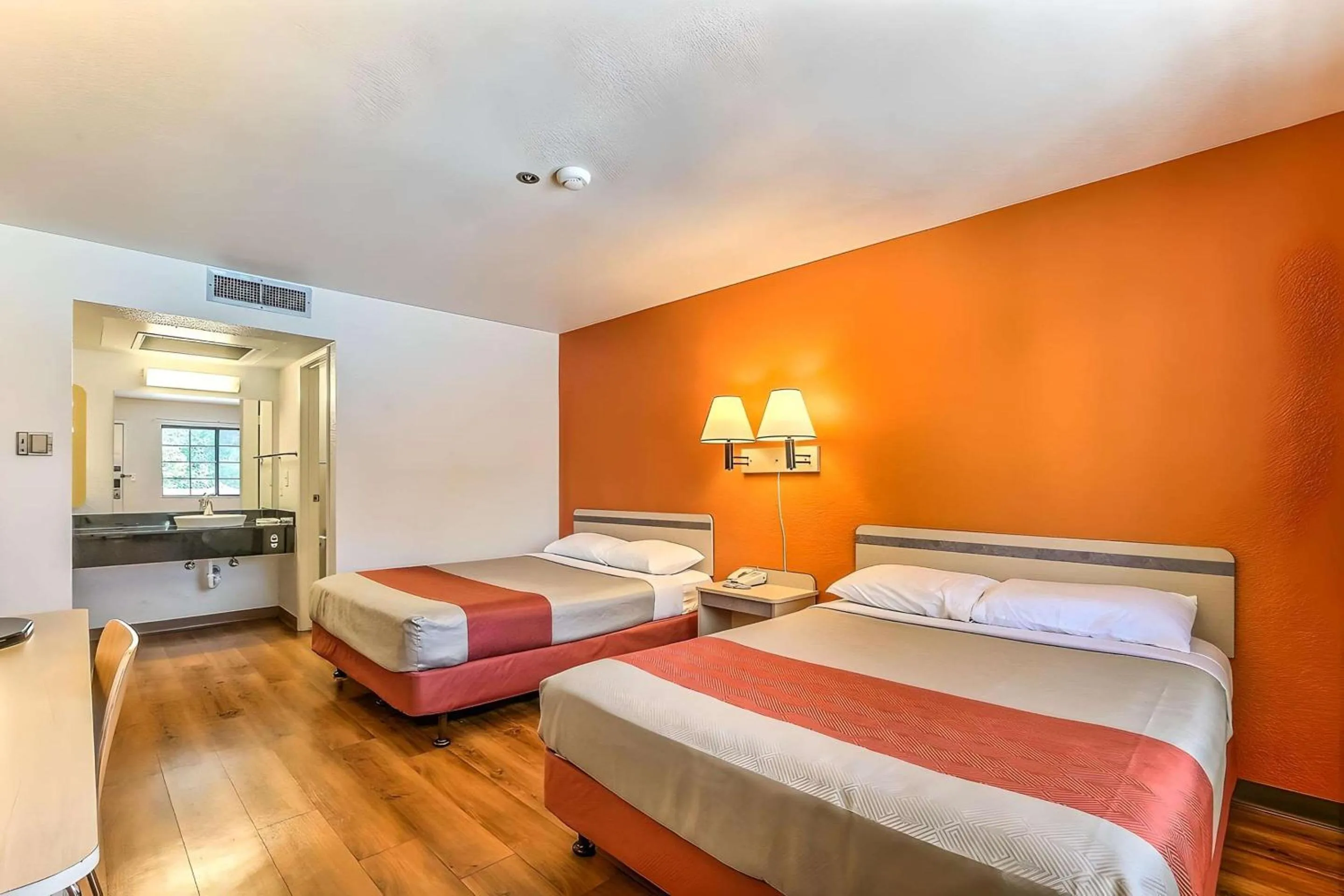 Bedroom, Bed in Motel 6-Livermore, CA