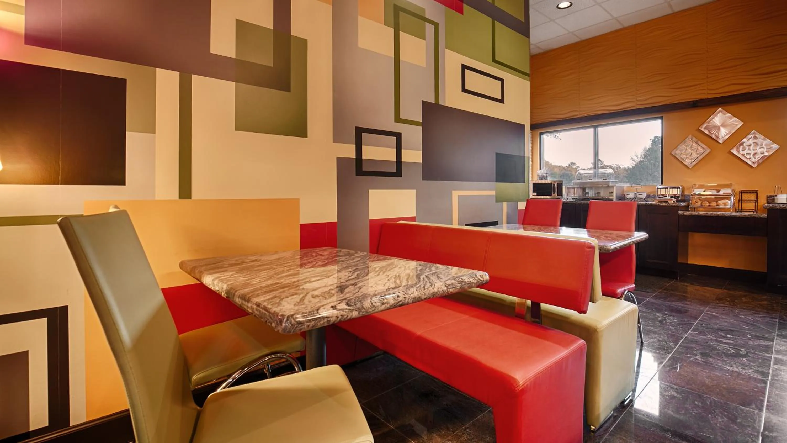 Breakfast in Best Western Executive Inn