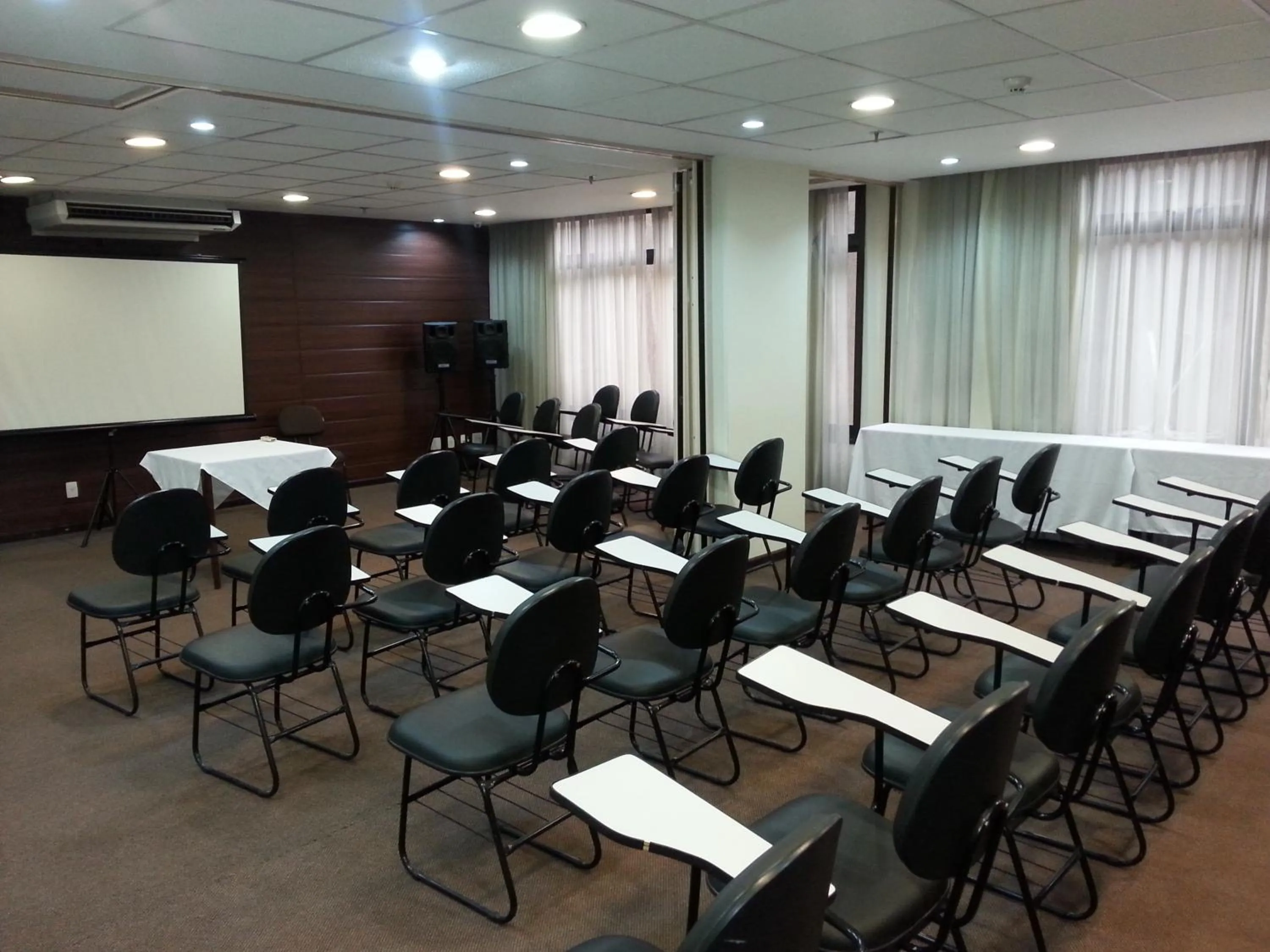 Business facilities in Premium Flats Berrini - Boutique Hotel & Spa