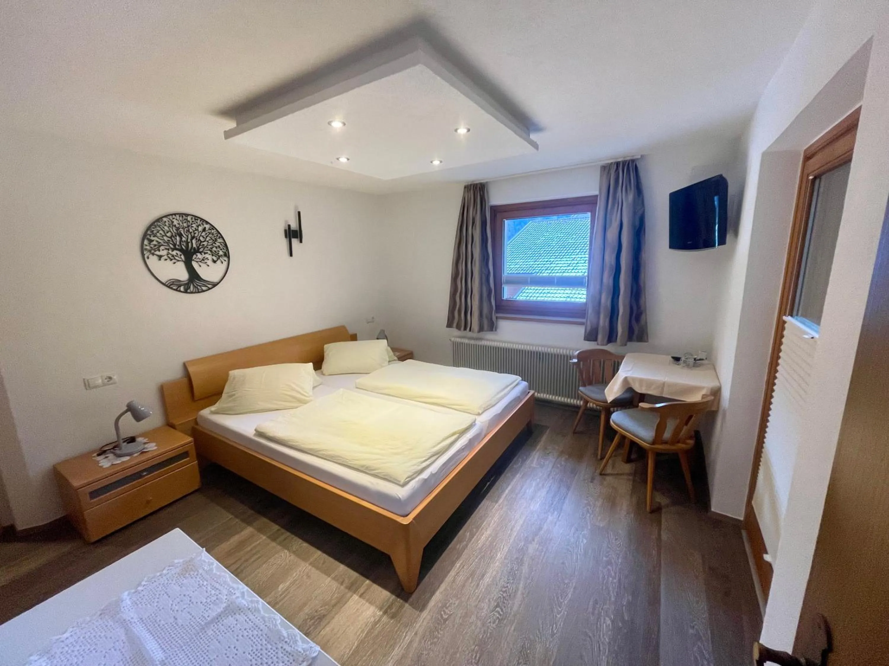 Photo of the whole room, Bed in Haus Gröblacher