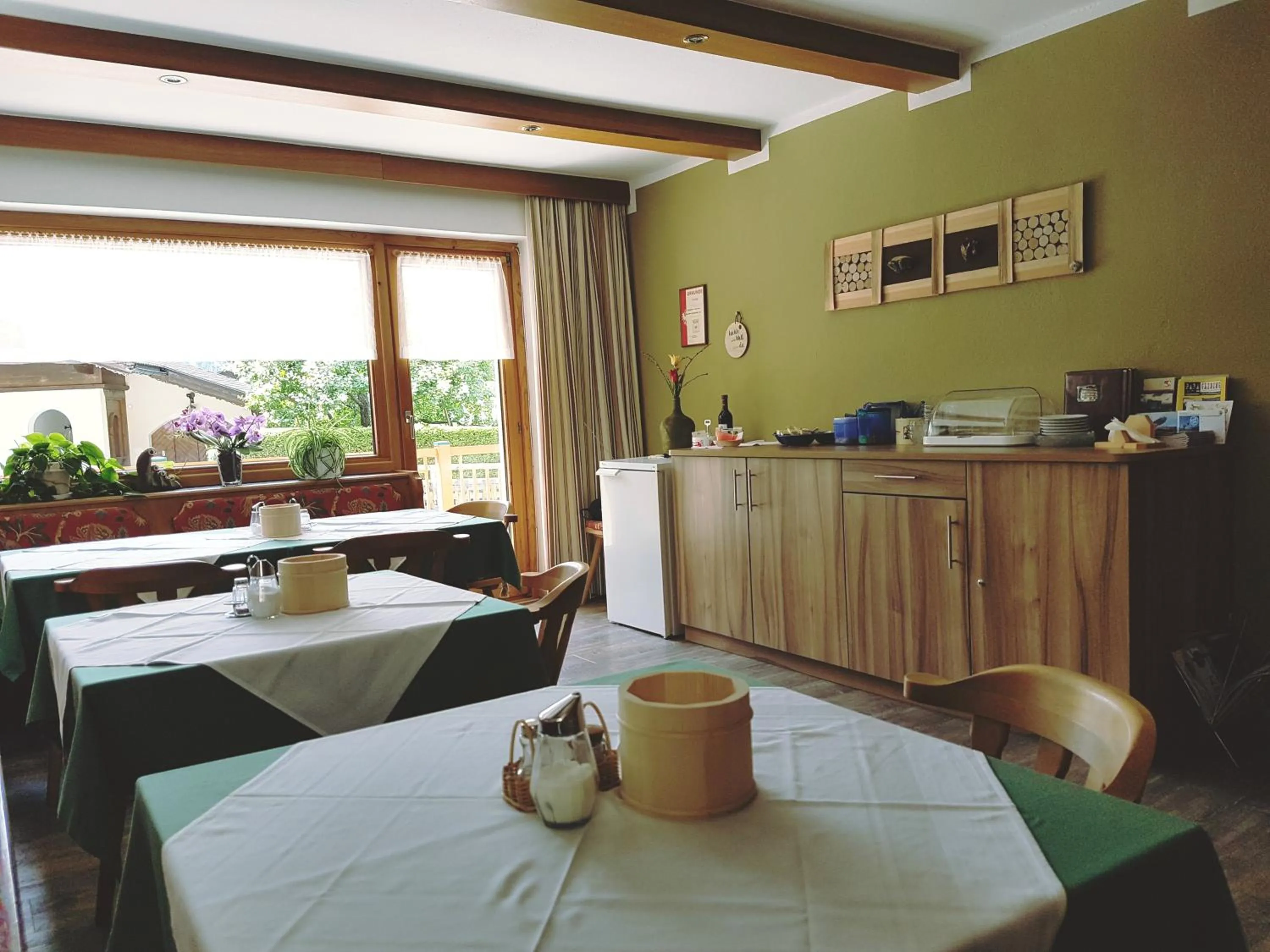 Continental breakfast in Haus Gröblacher