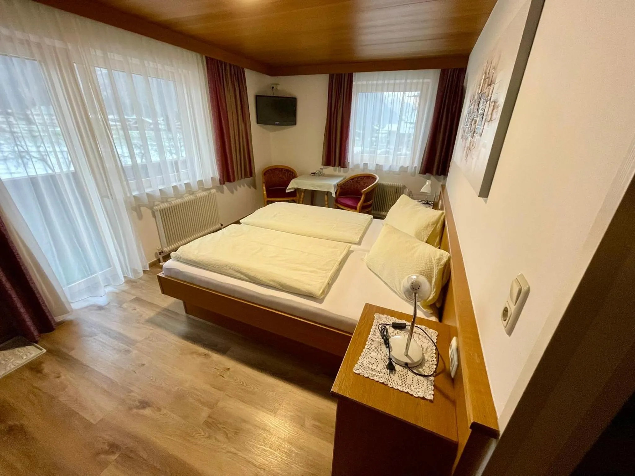 Photo of the whole room, Bed in Haus Gröblacher