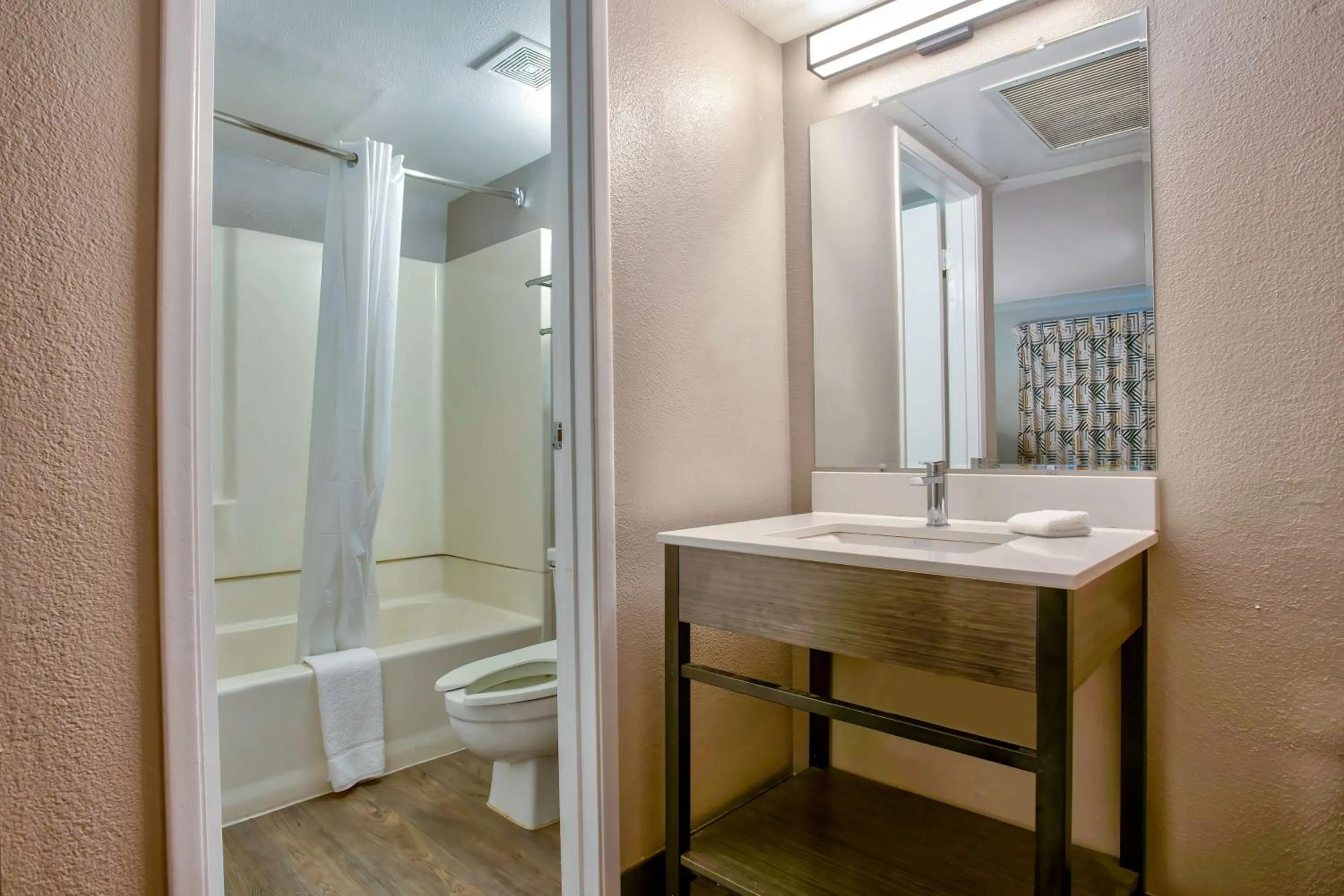 Bathroom in Motel 6-Kingman, AZ - Route 66 East