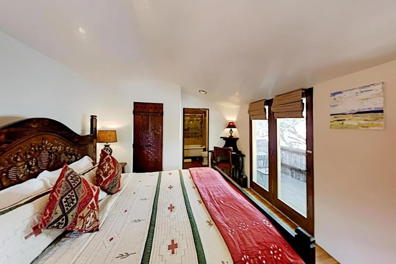 Bed in Antigua Inn