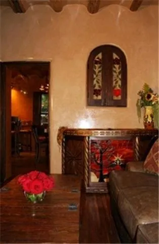 Antigua Inn