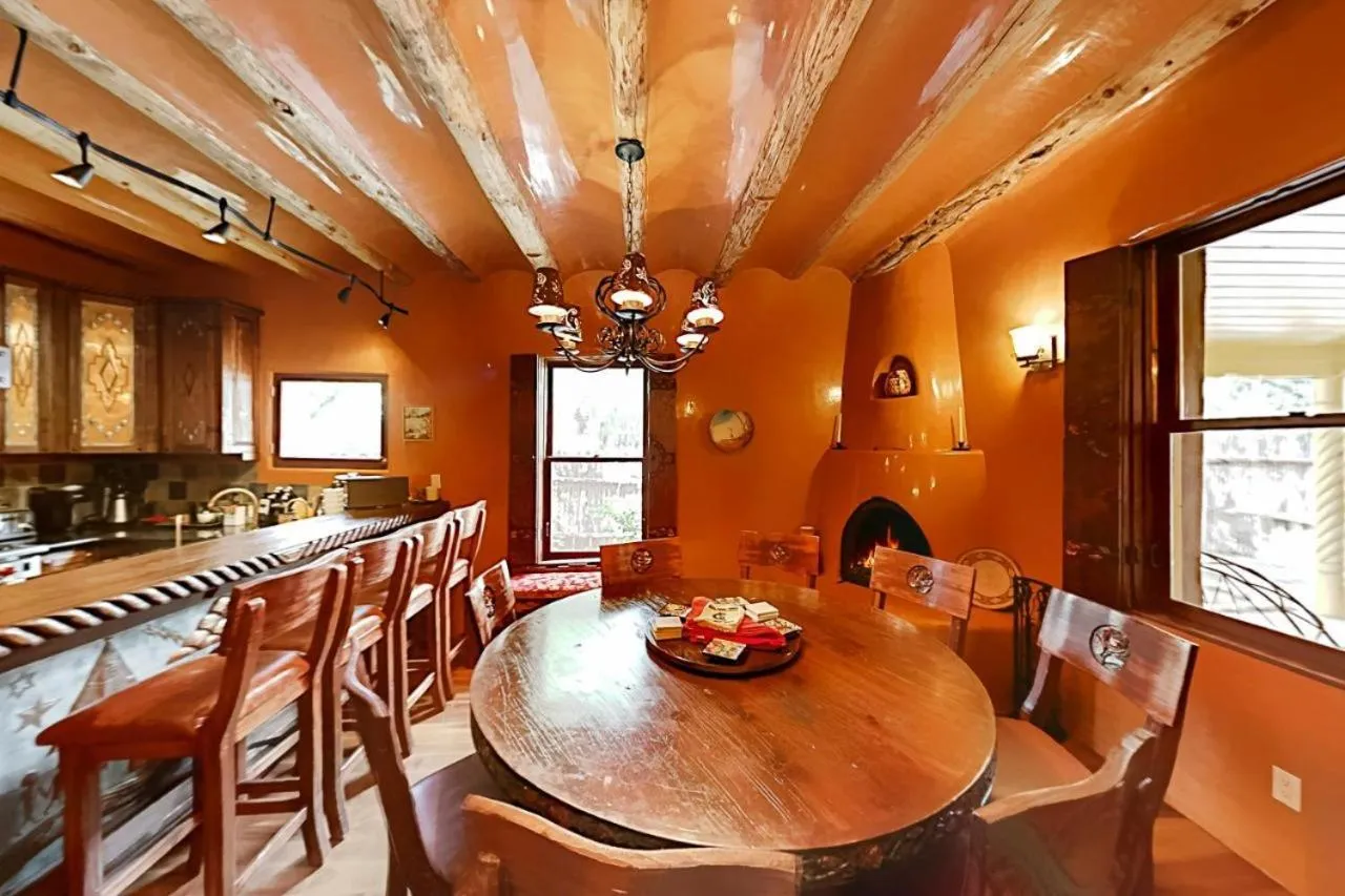 Antigua Inn