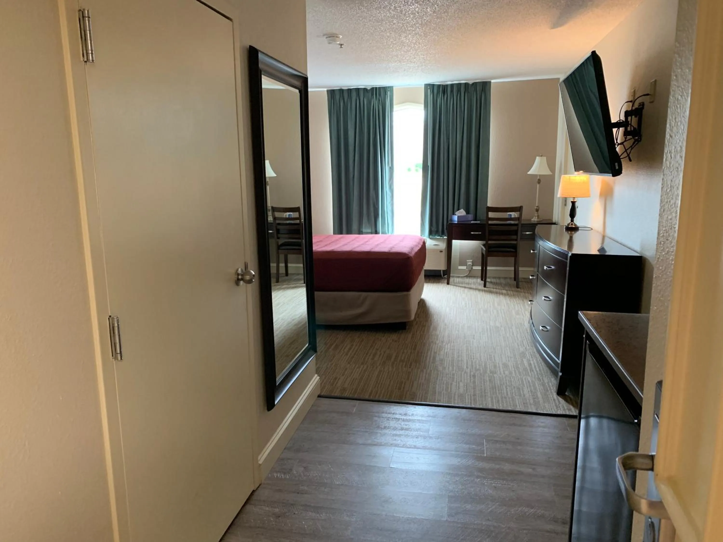 Other, Bed in McCoy's Inn