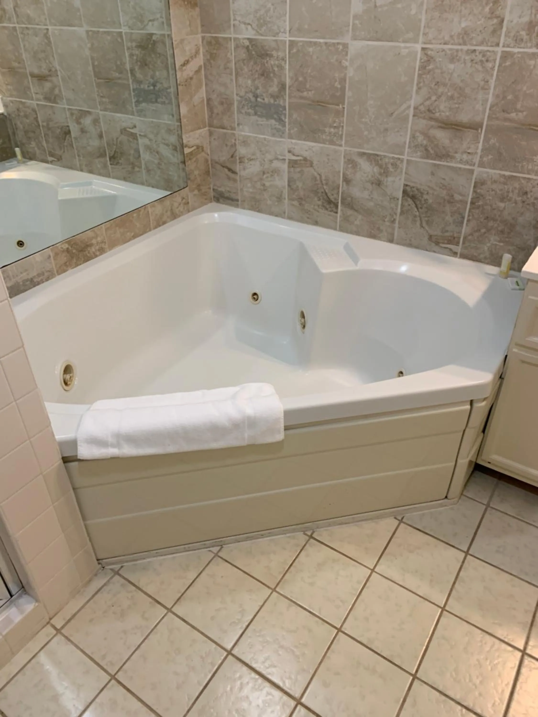 Bathroom in McCoy's Inn