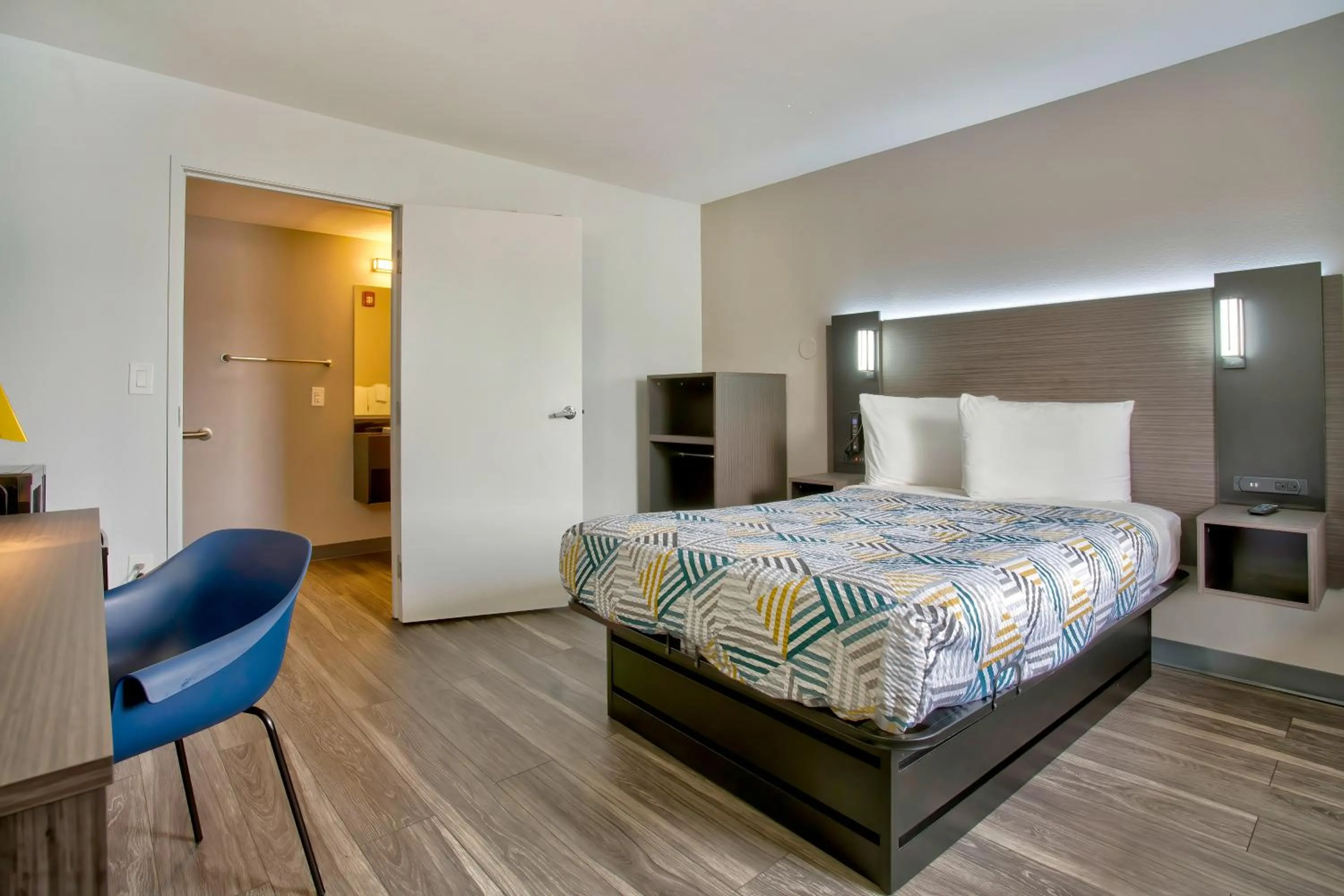 Bedroom, Bed in Motel 6-Richland, WA - Kennewick