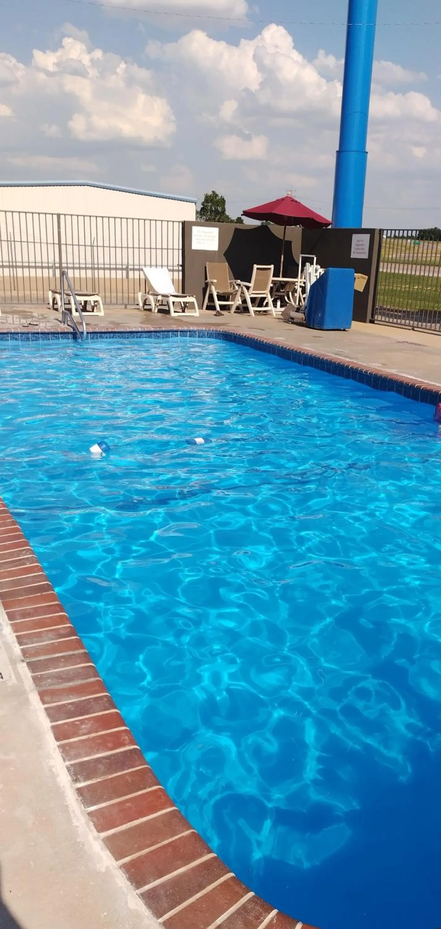 Swimming pool in Motel 6-Lawton, OK