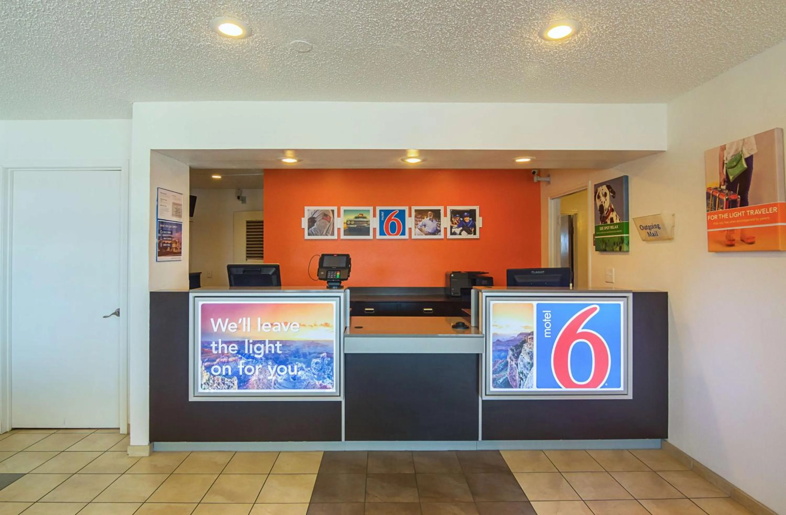 Lobby or reception in Motel 6-Lawton, OK