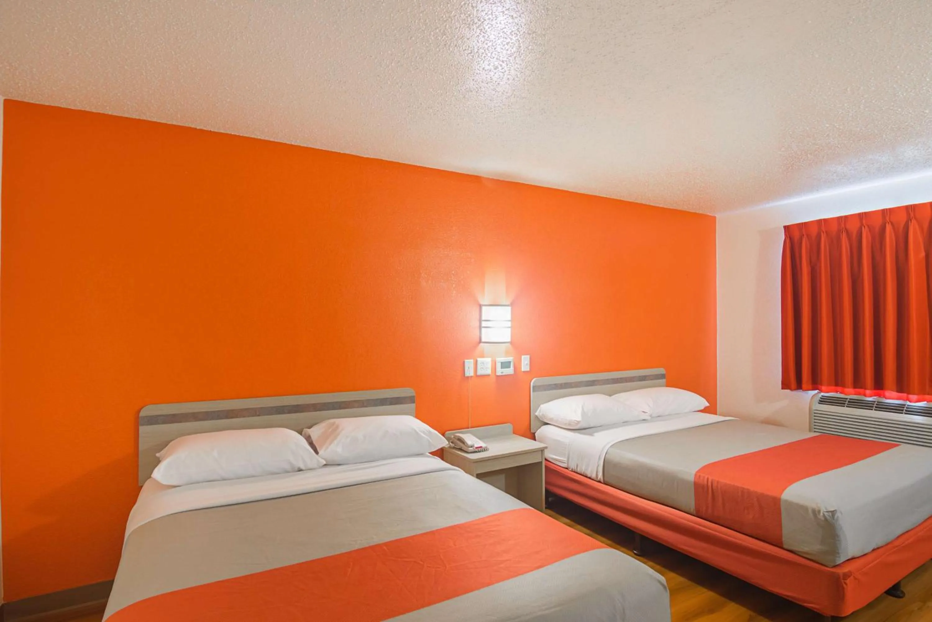 Photo of the whole room, Bed in Motel 6-Lawton, OK