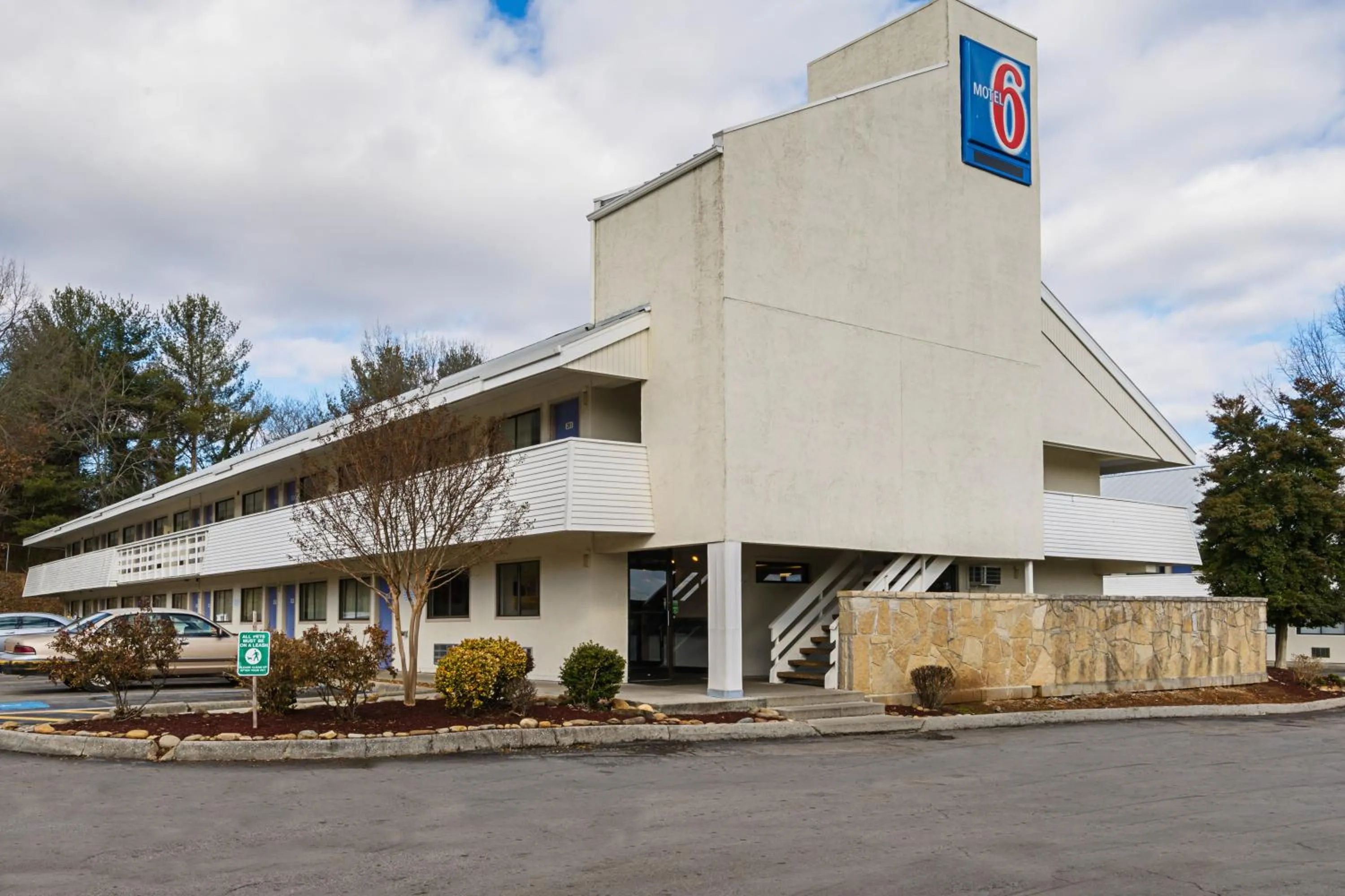 Facade/entrance in Motel 6-Knoxville, TN - North