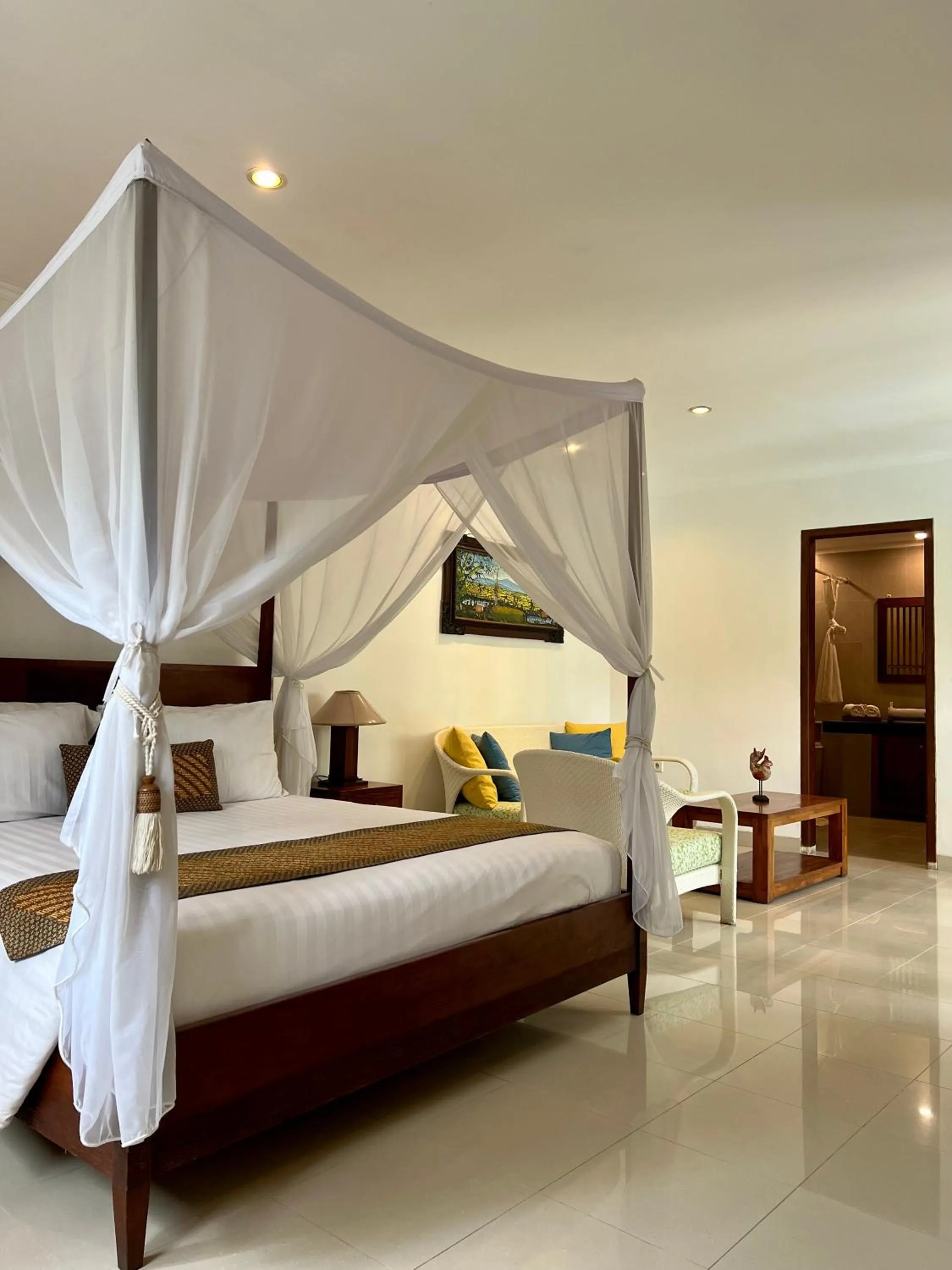 Bed in Villa Puriartha Ubud