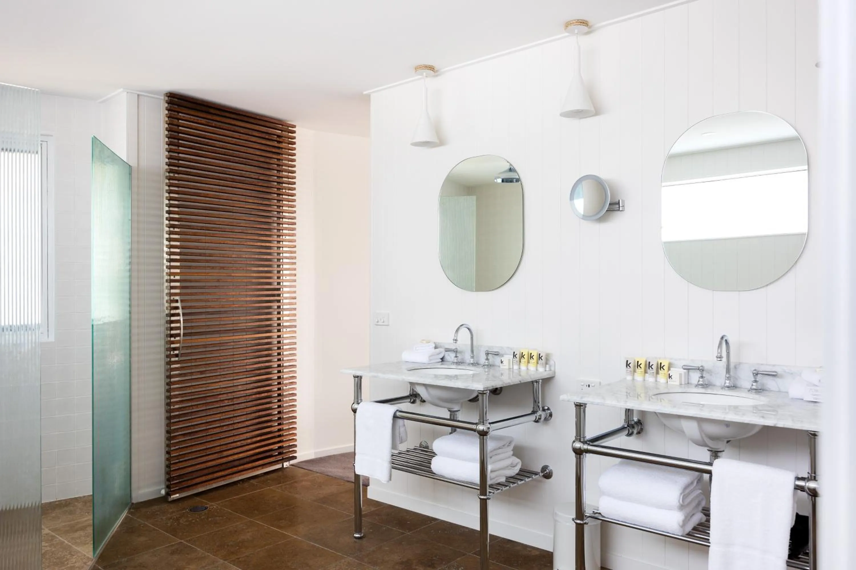 Bathroom in Bannisters by the Sea Mollymook