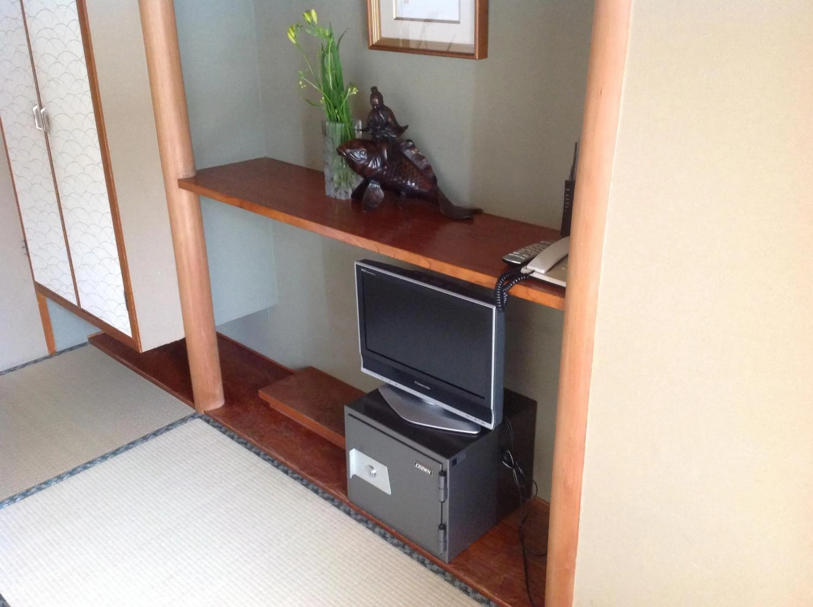 TV and multimedia in Yamaichi Bekkan