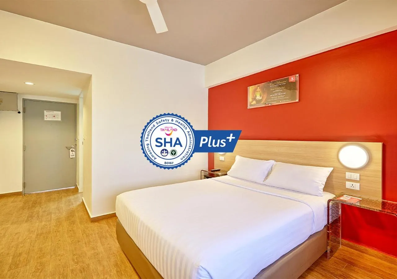 Standard Double Bed in Red Planet Hat Yai SHA extra plus