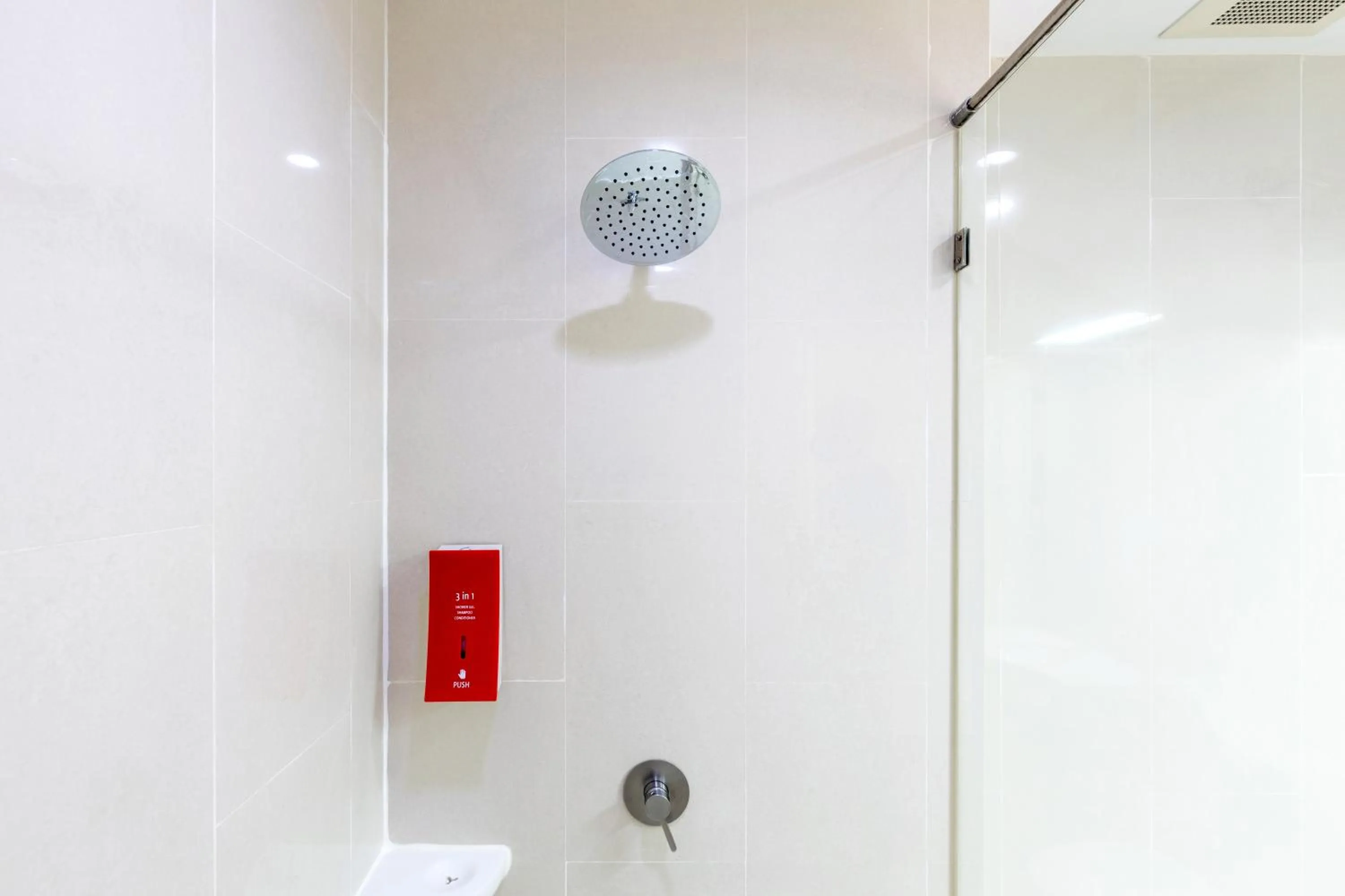 Bathroom in Easy Planet Hat Yai