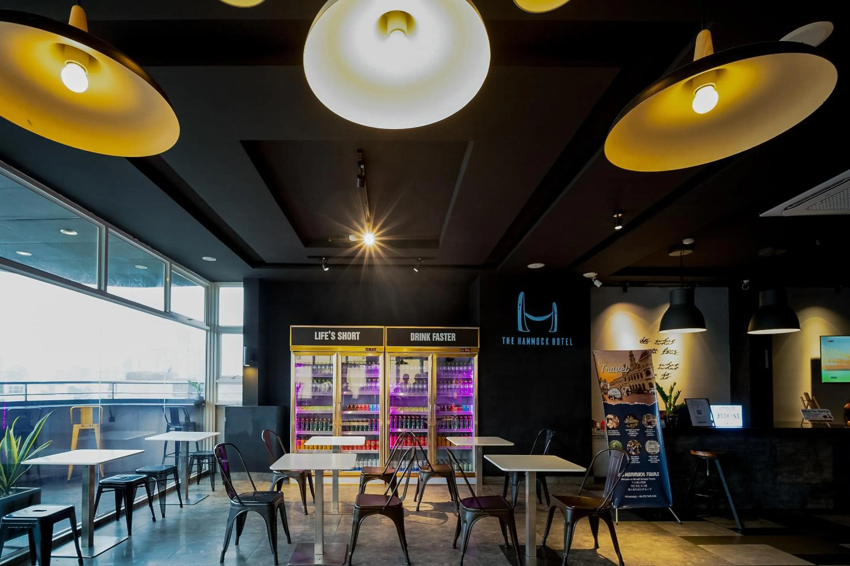 Restaurant/places to eat in The Hammock Hotel Fine Arts Museum