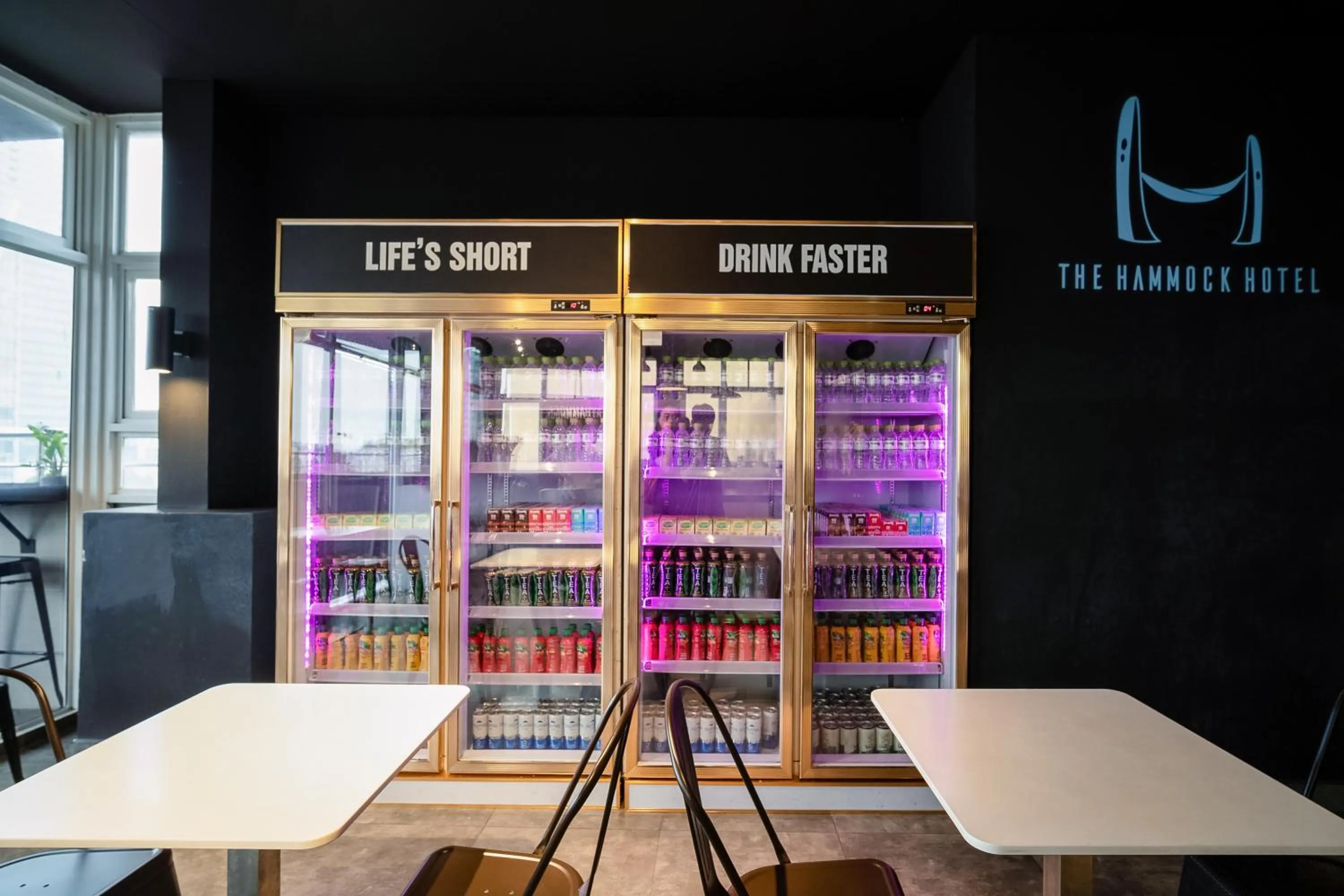 Food and drinks in The Hammock Hotel Fine Arts Museum