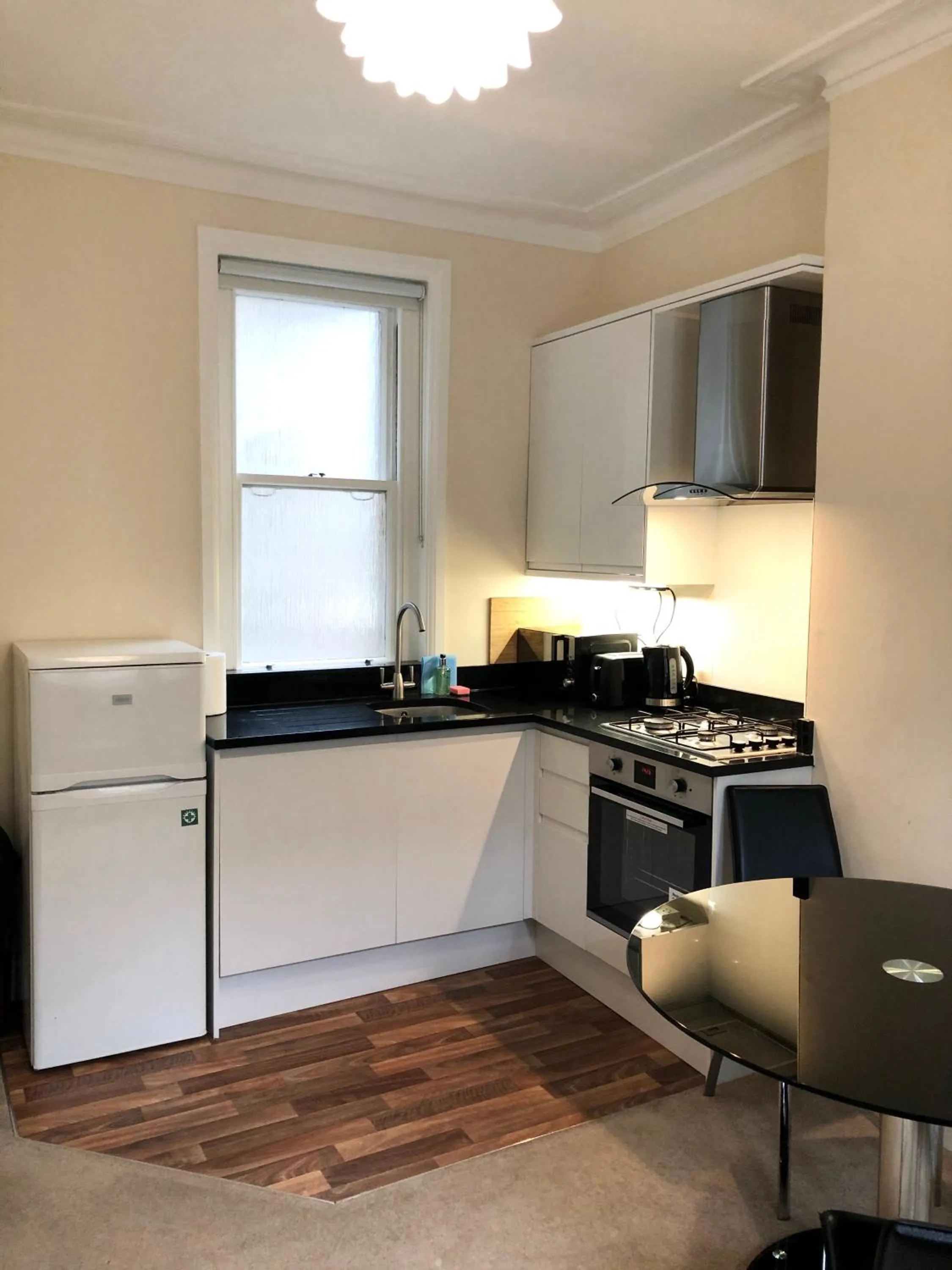 Coffee/tea facilities in Stylish Maisonette and Studio in Victoria