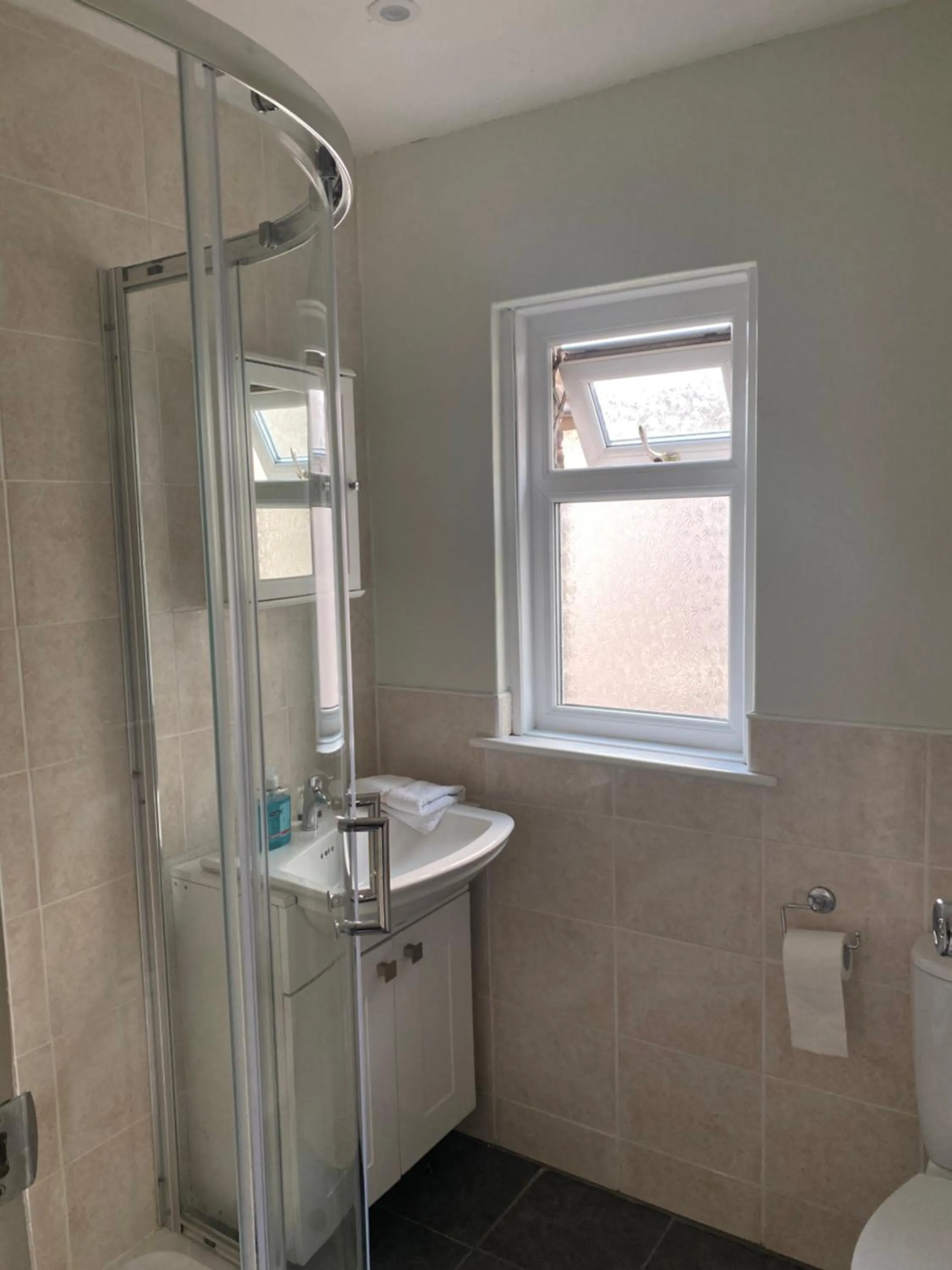 Shower in Shenandoah House