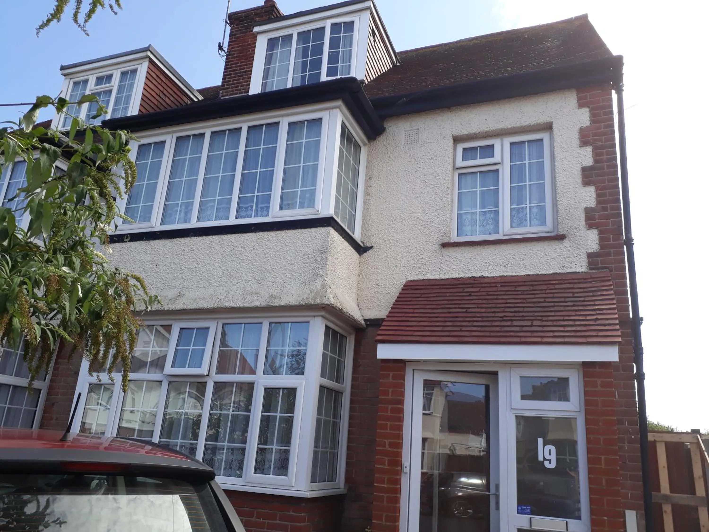 Facade/entrance in Shenandoah House