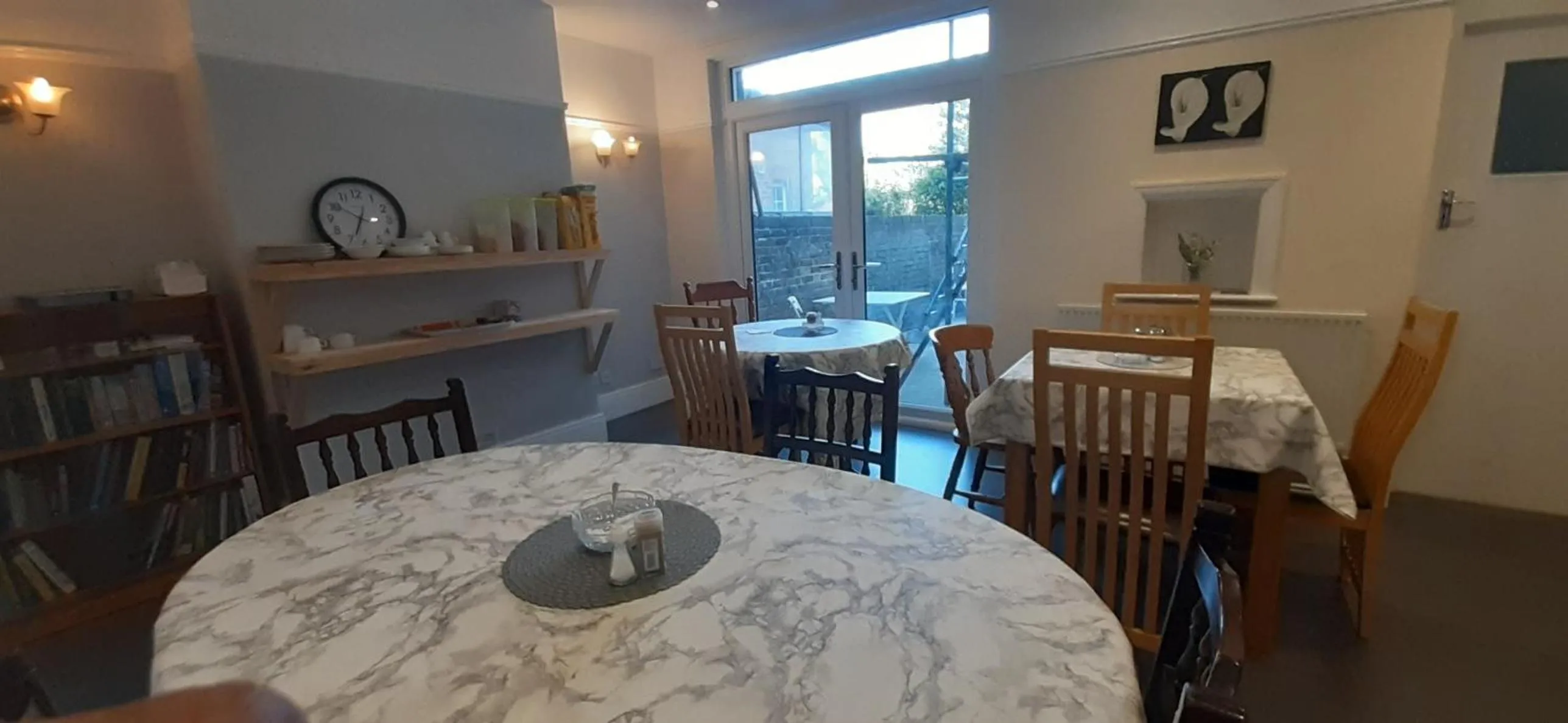 Breakfast in Shenandoah House