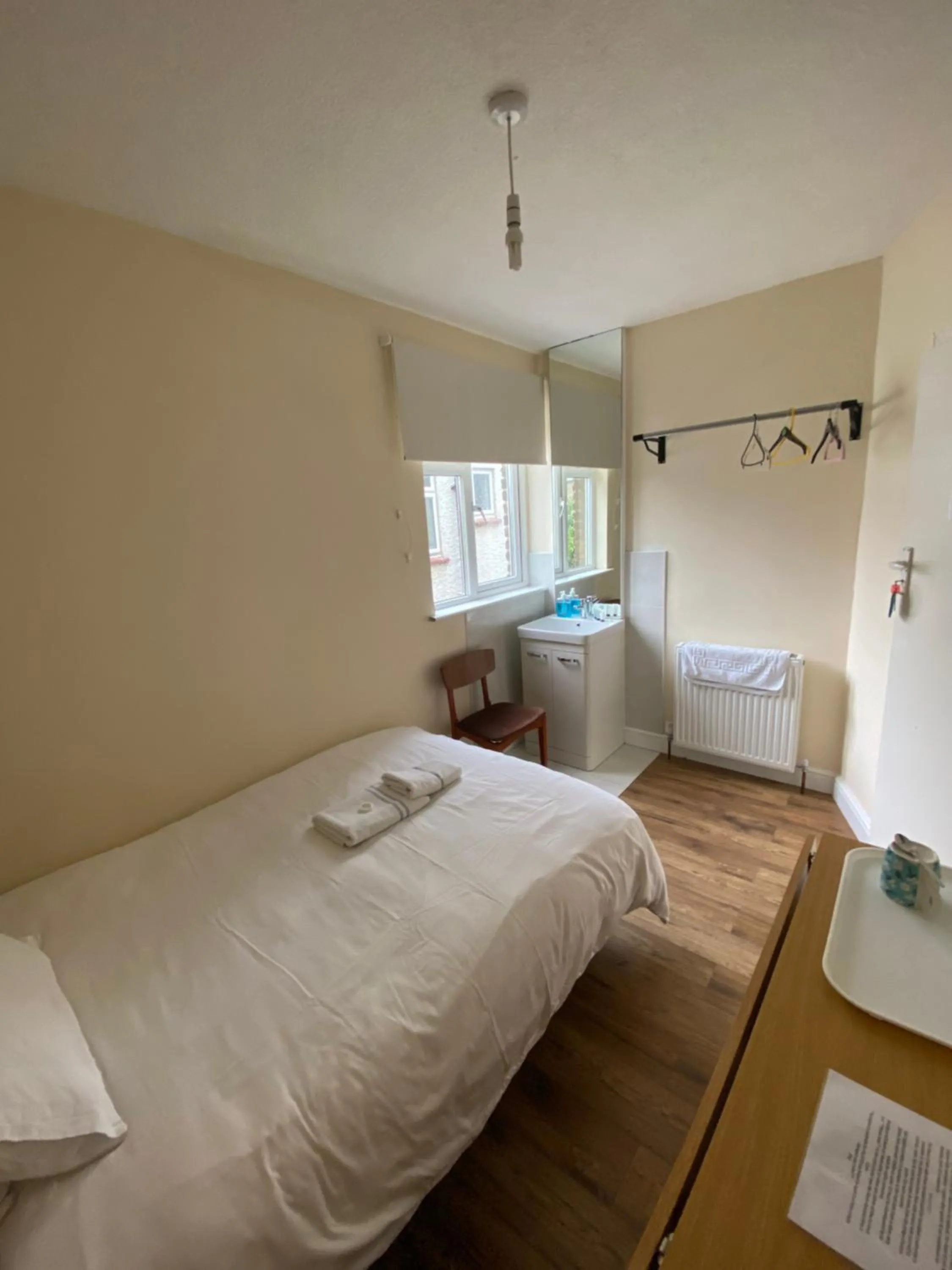 Bedroom, Bed in Shenandoah House