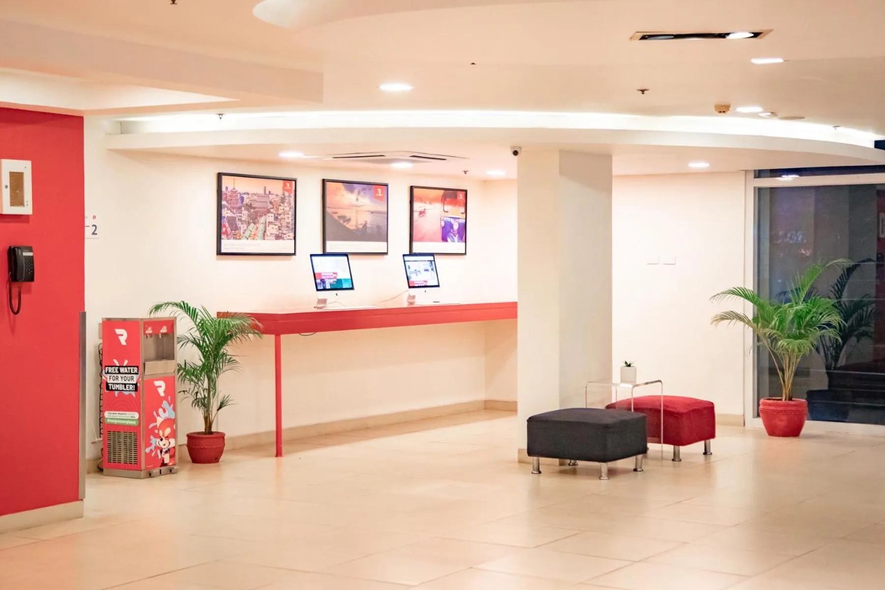 Lobby or reception in Red Planet Clark Angeles City