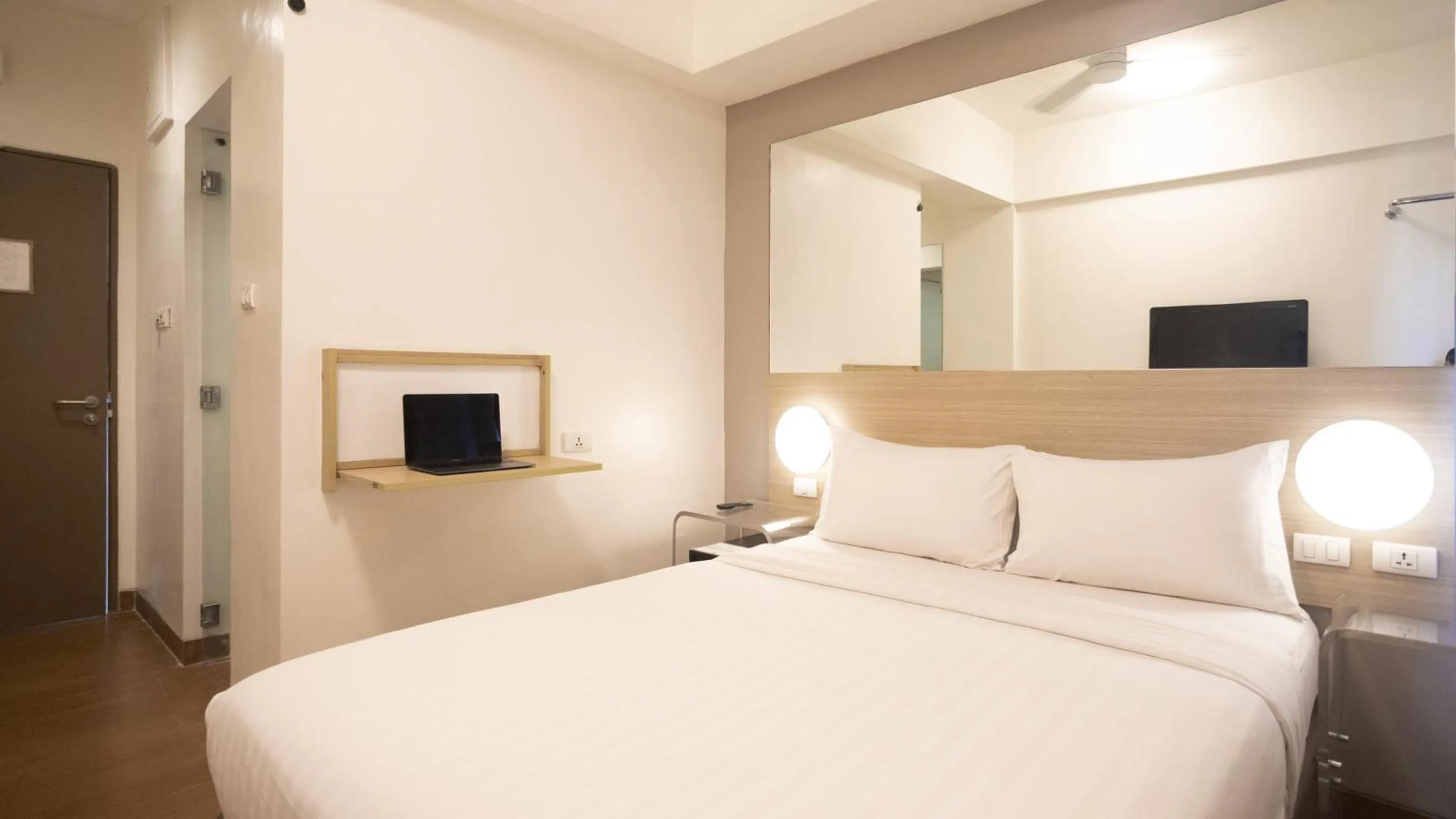 Bed in Red Planet Clark Angeles City