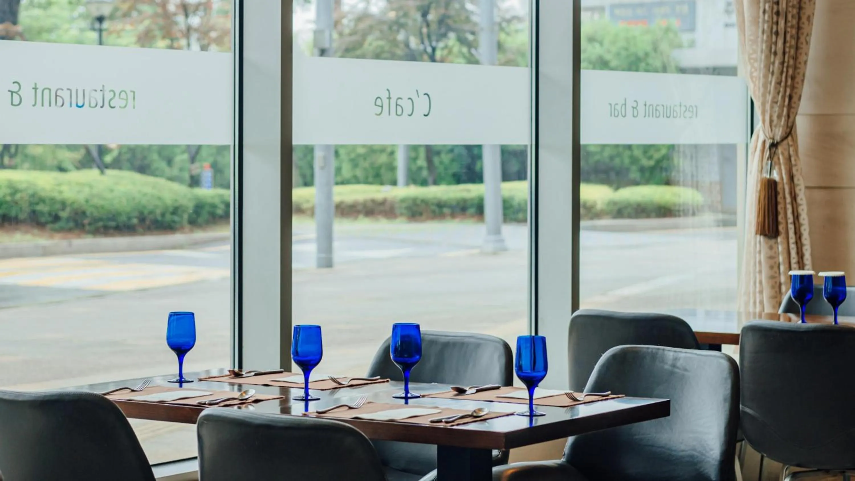 Restaurant/places to eat in LOTTE CITY HOTEL Gimpo Airport