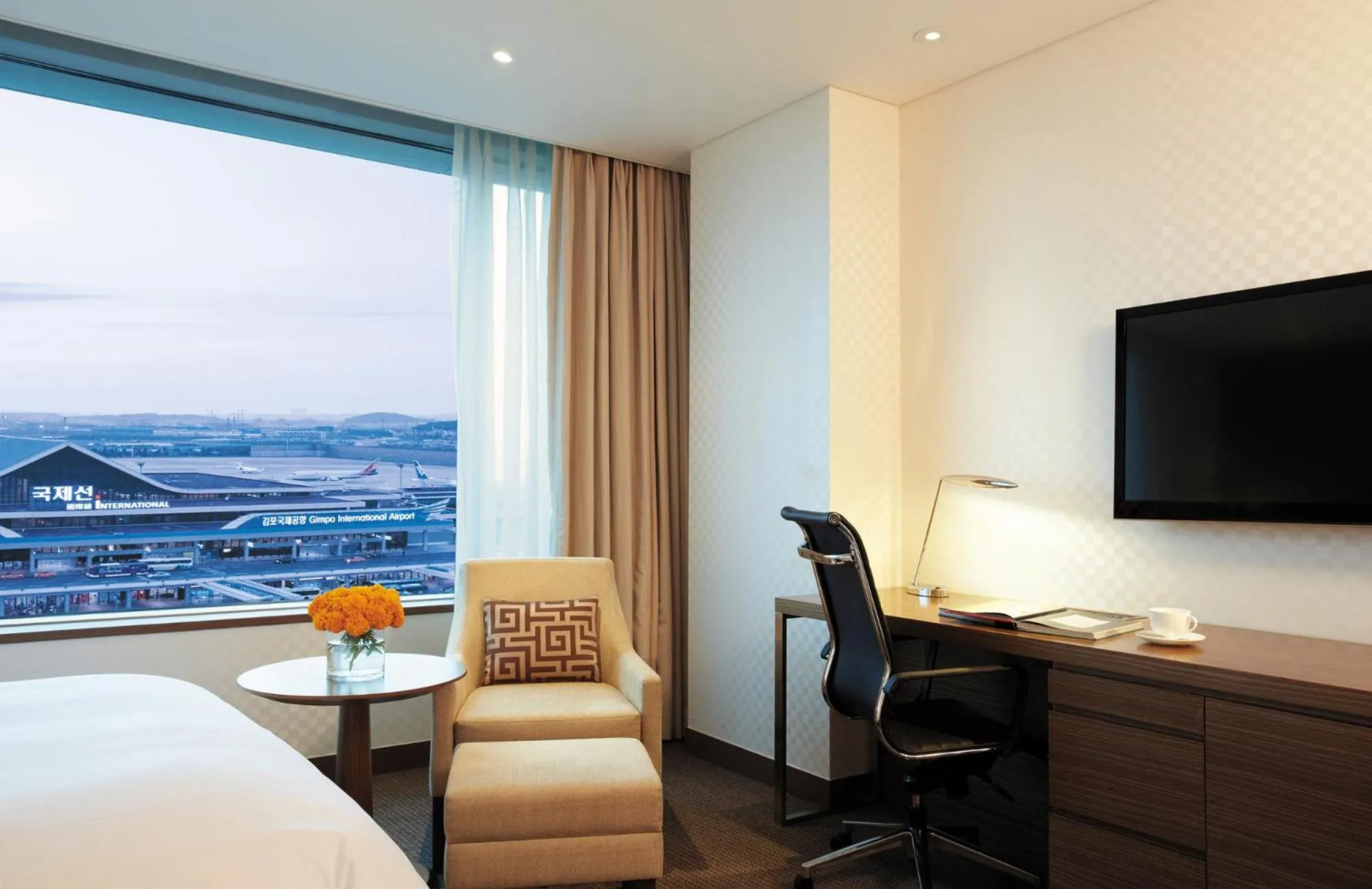 Area and facilities, Bed in LOTTE CITY HOTEL Gimpo Airport