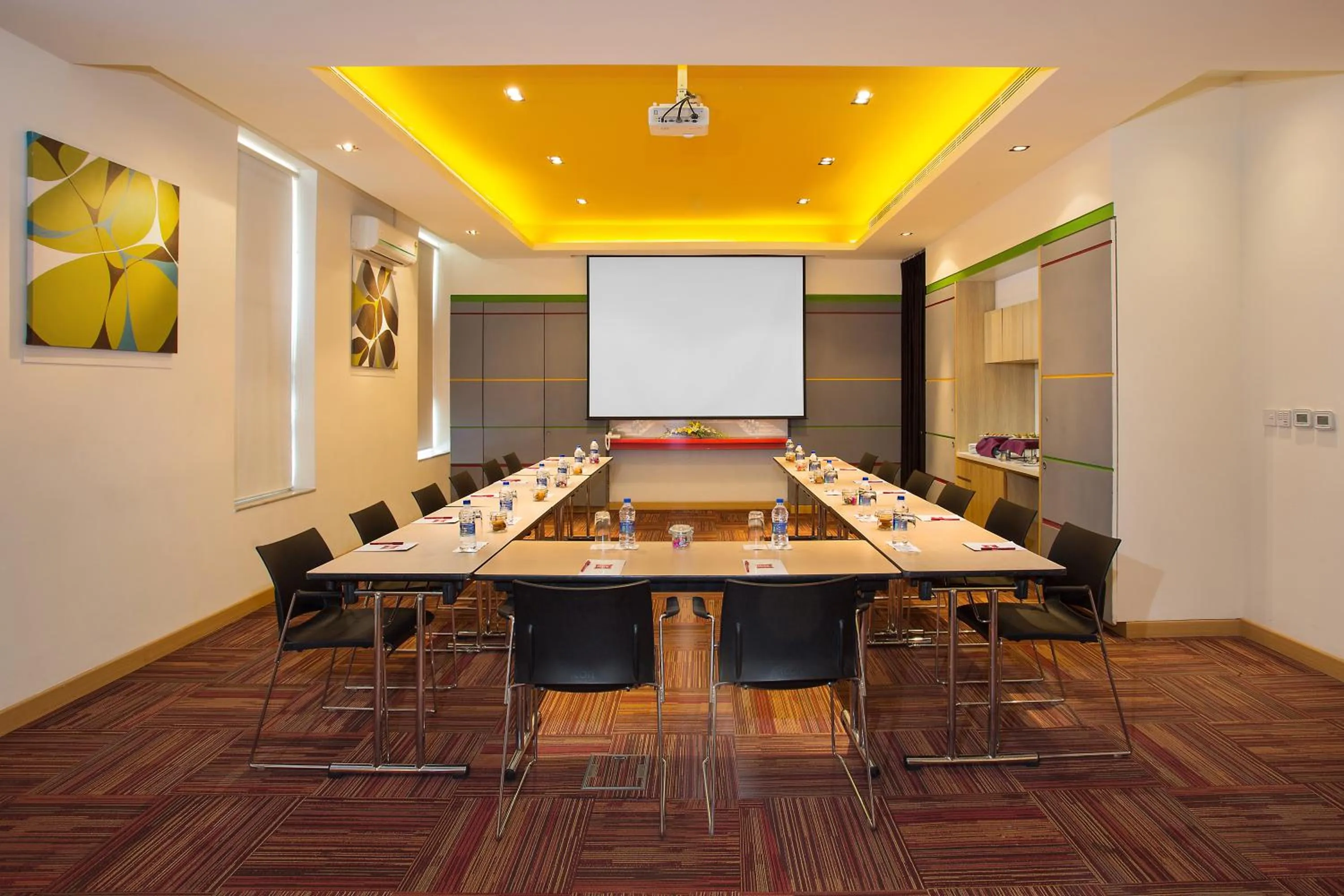 Meeting/conference room in ibis Bengaluru Hosur Road - An Accor Brand