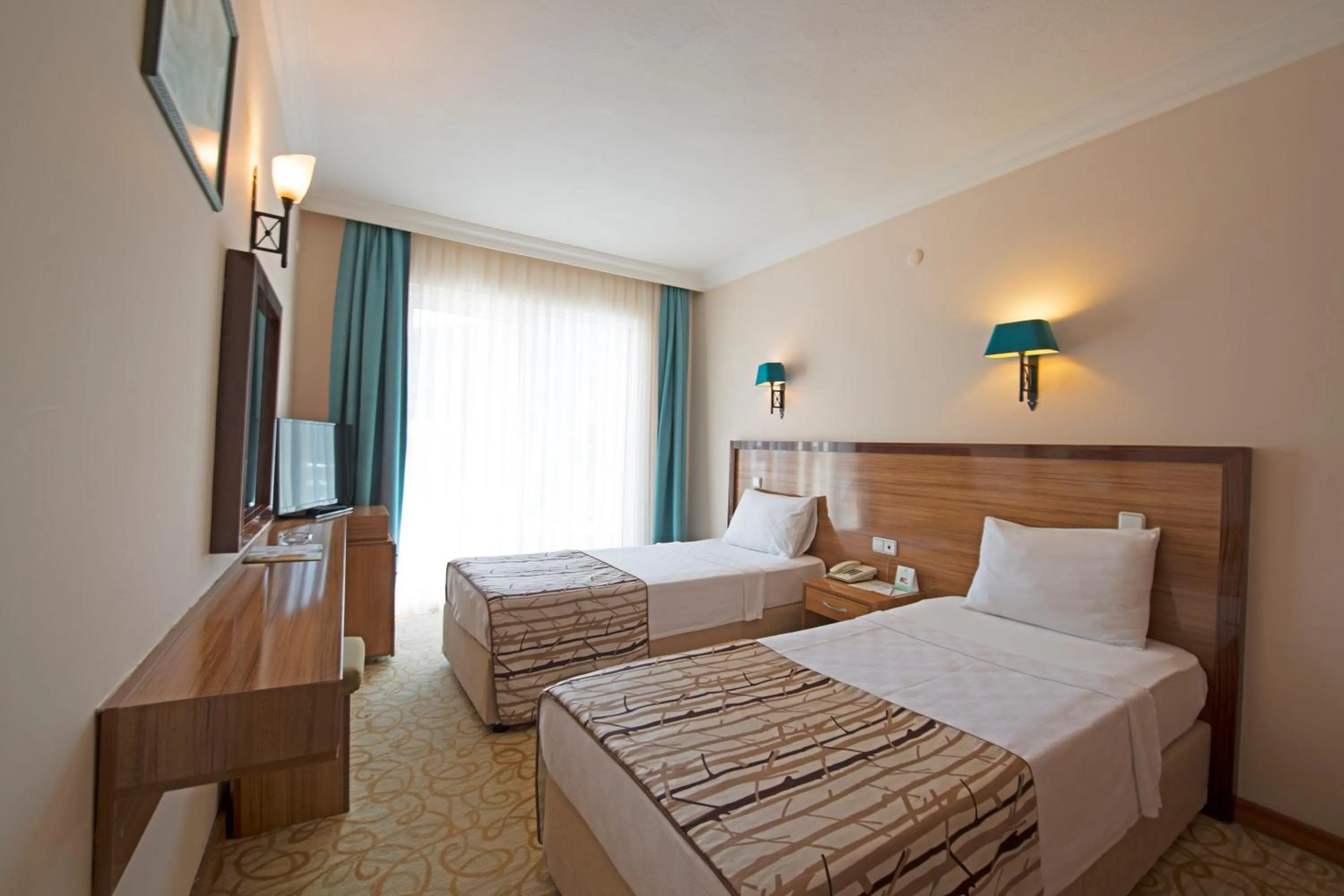 Bed in Green Nature Resort and Spa