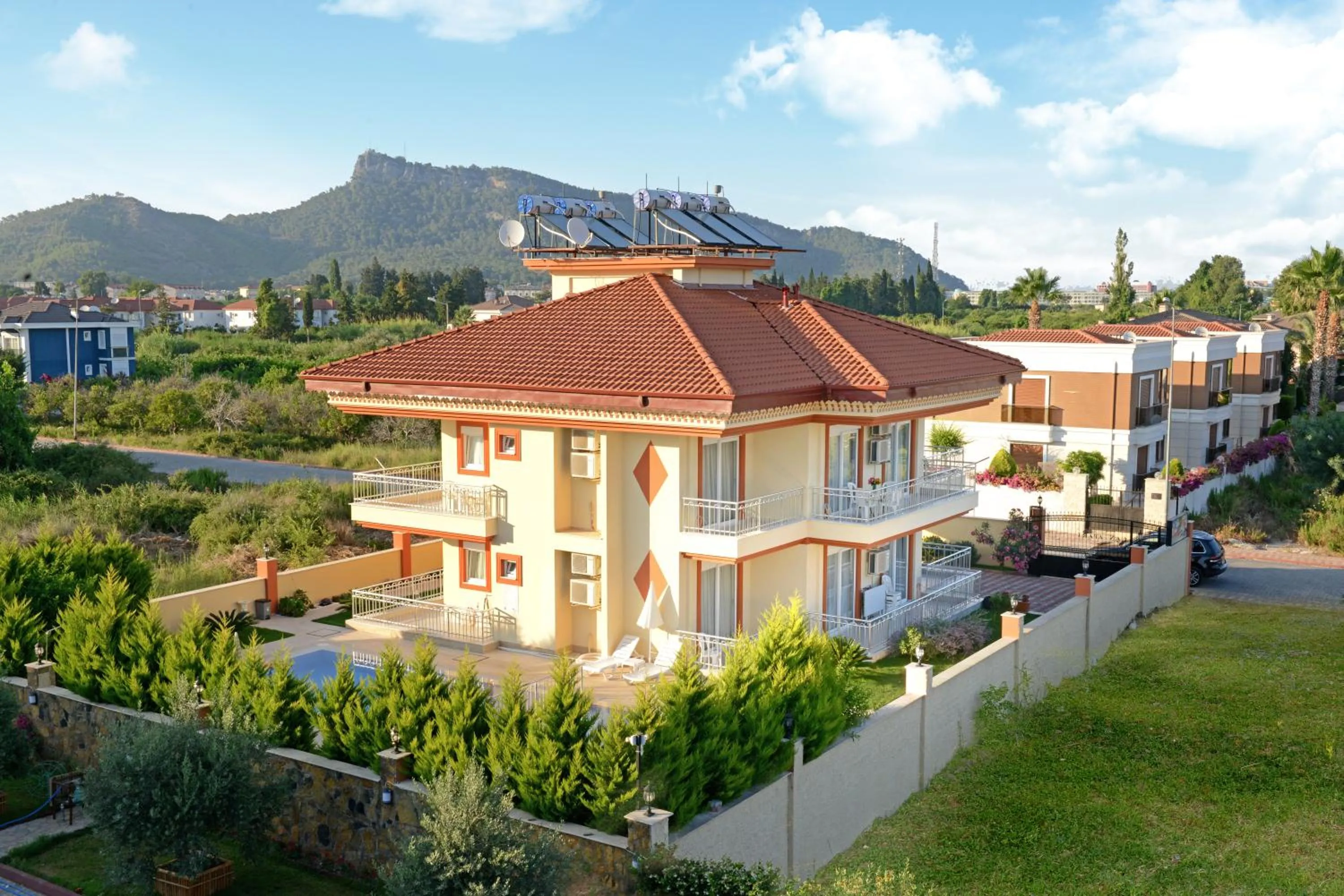 Bird's eye view in can apart hotel