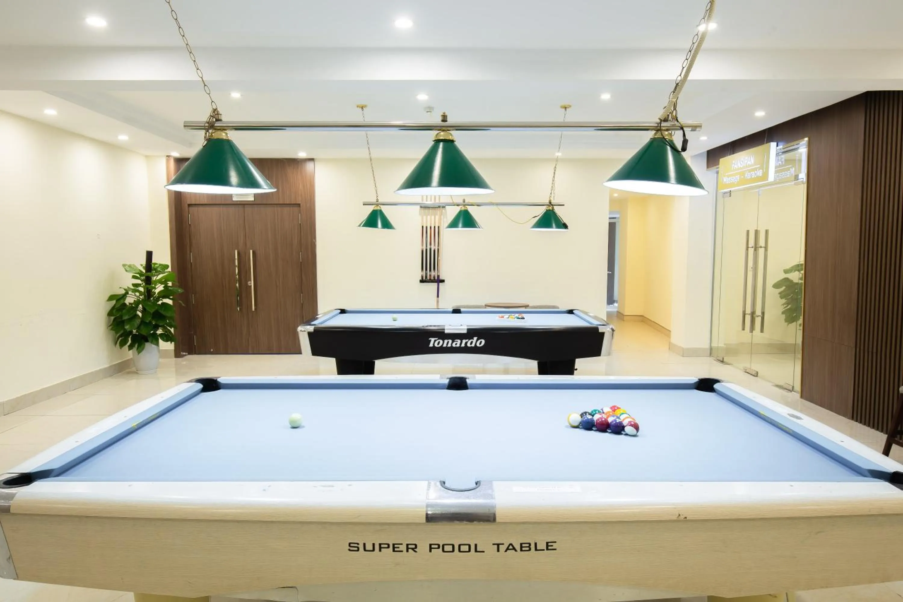 Billiard in Muong Thanh Sapa Hotel