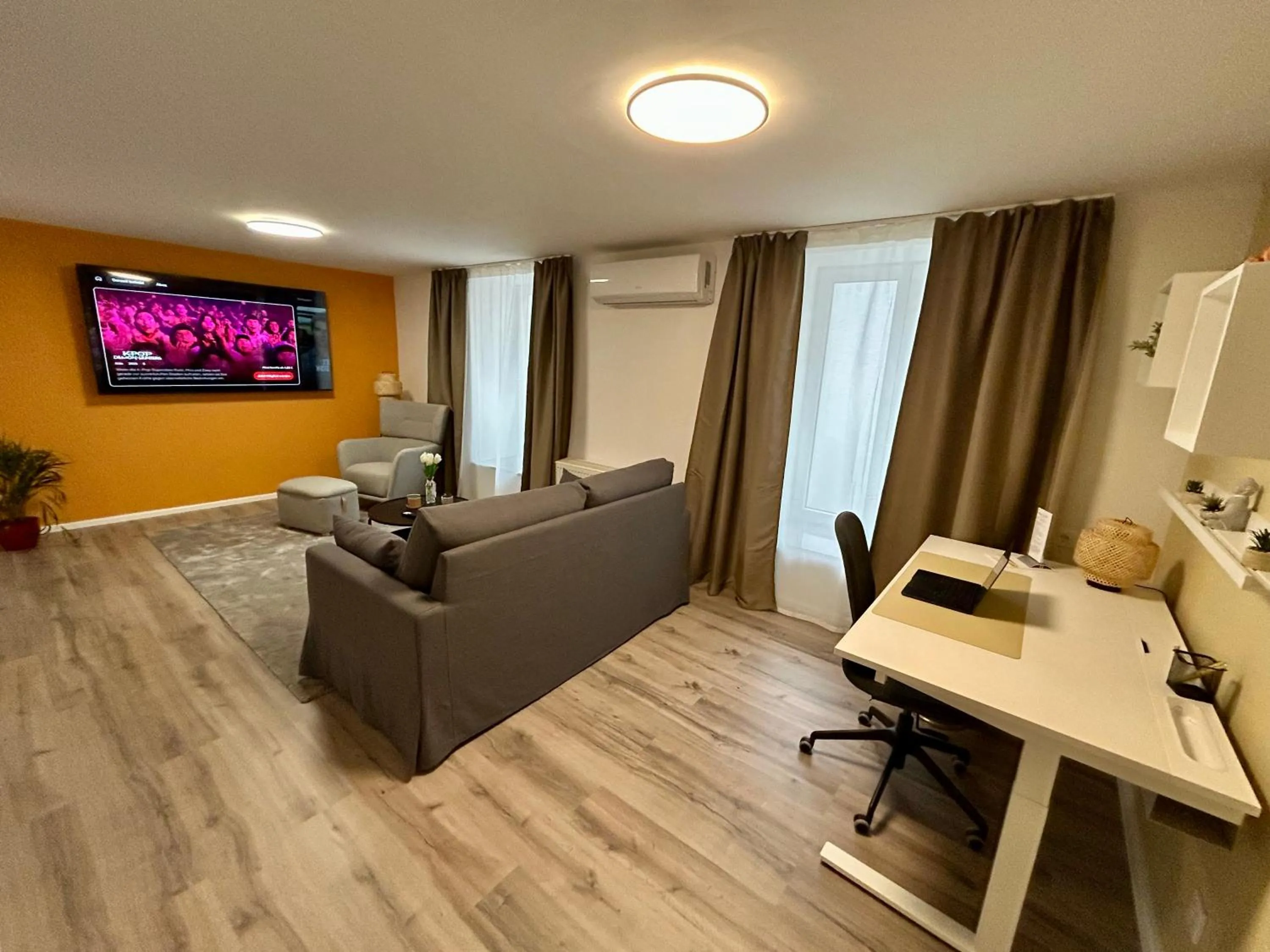 Living room in Golden Tulip Kassel Hotel Reiss